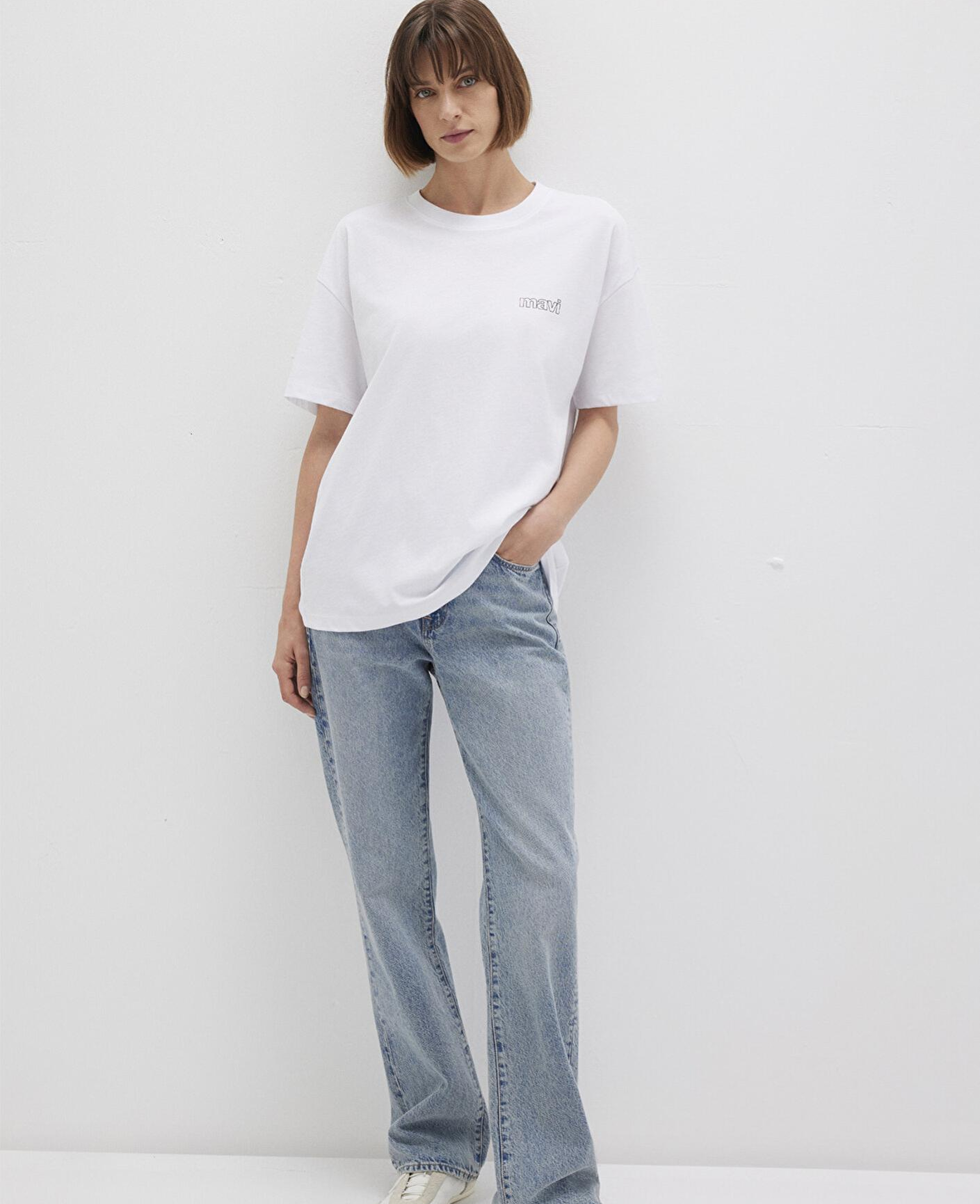 Mavi Mavi Logo Baskılı Beyaz Tişört Loose Fit / Bol Rahat Kesim 1611309-620