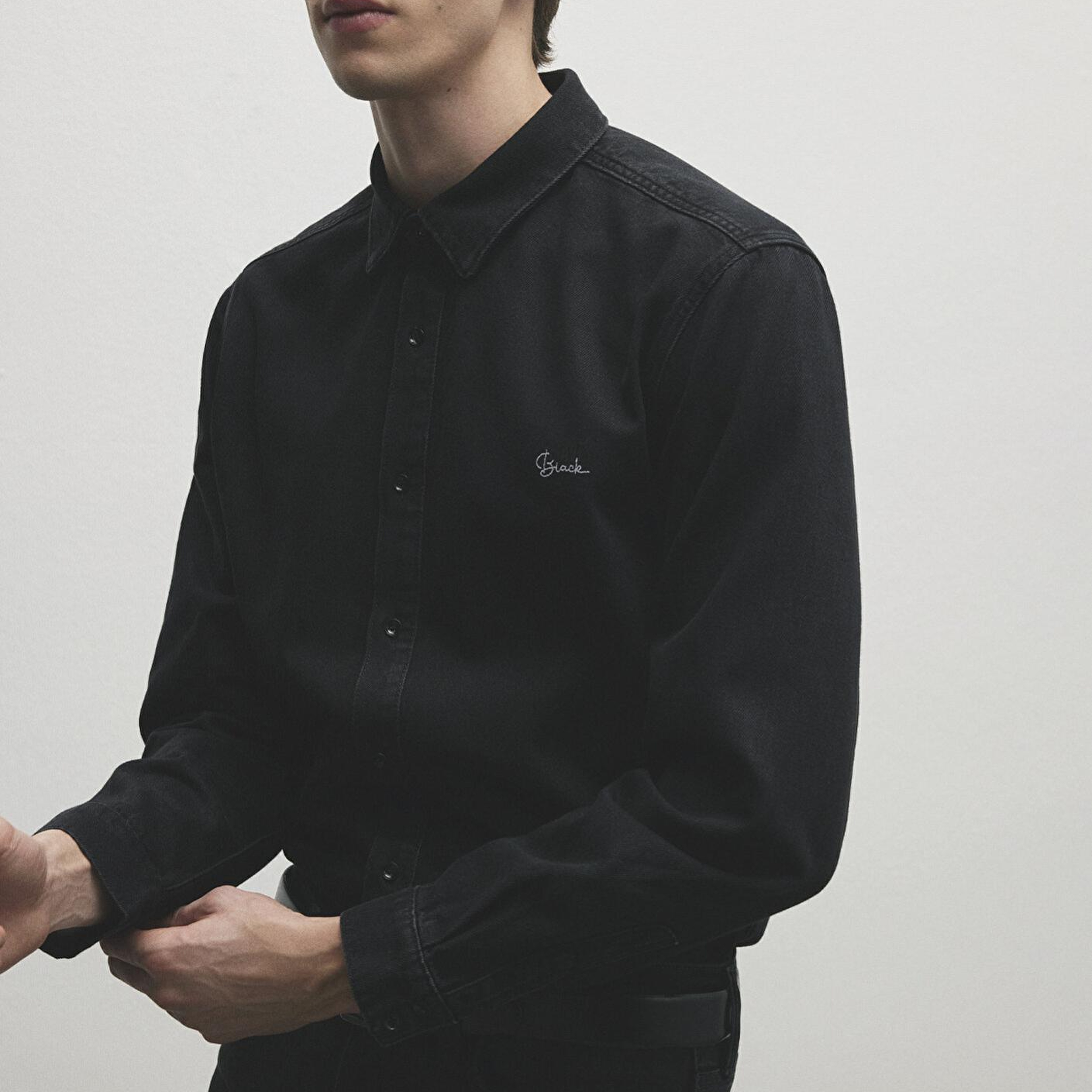 Mavi Roy Lux Black Antrasit Jean Gömlek Slim Fit / Dar Kesim 0210496-82410