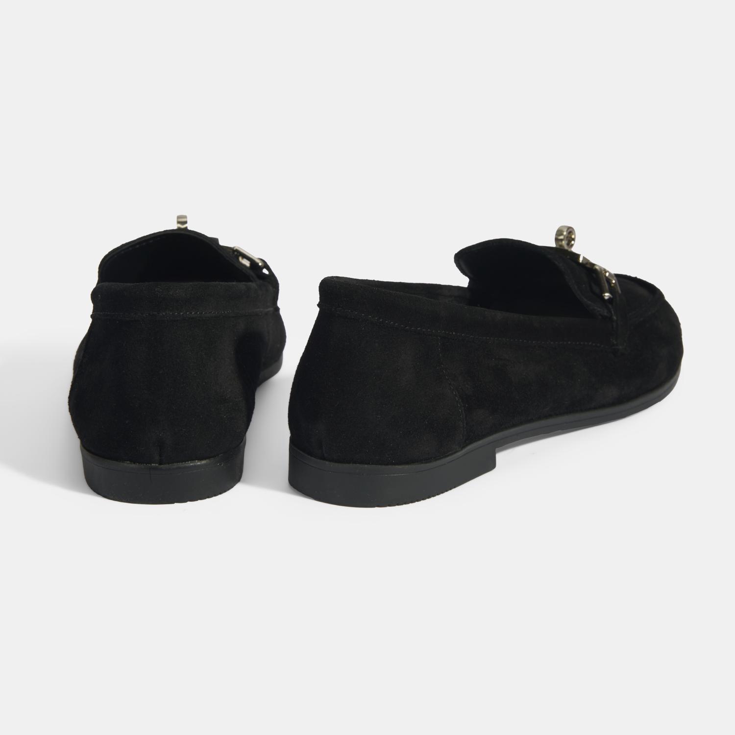 Kadın Siyah Kilit Aksesuarlı Slip-On Süet Loafer