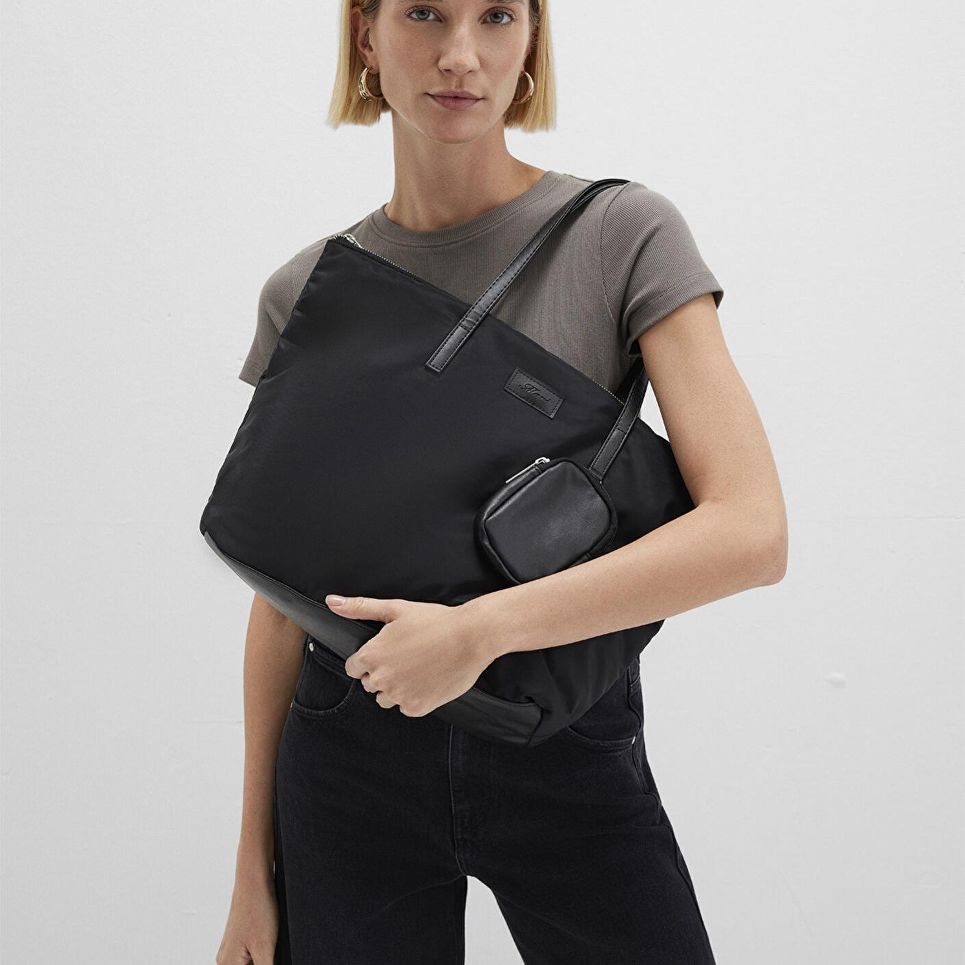 Mavi Siyah Omuz Çantası 198698-900