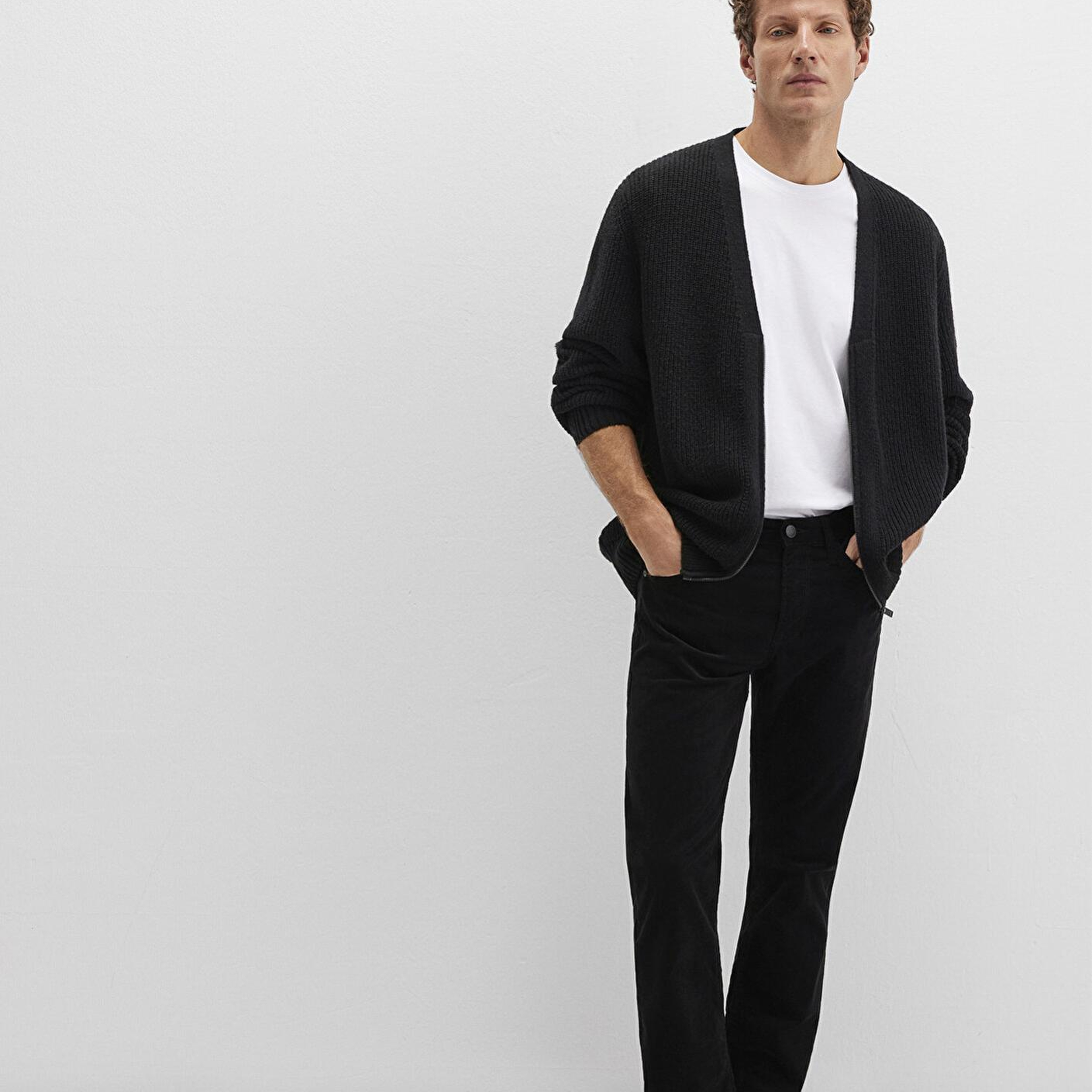 Mavi Hunter Siyah Kadife Pantolon 0020230269