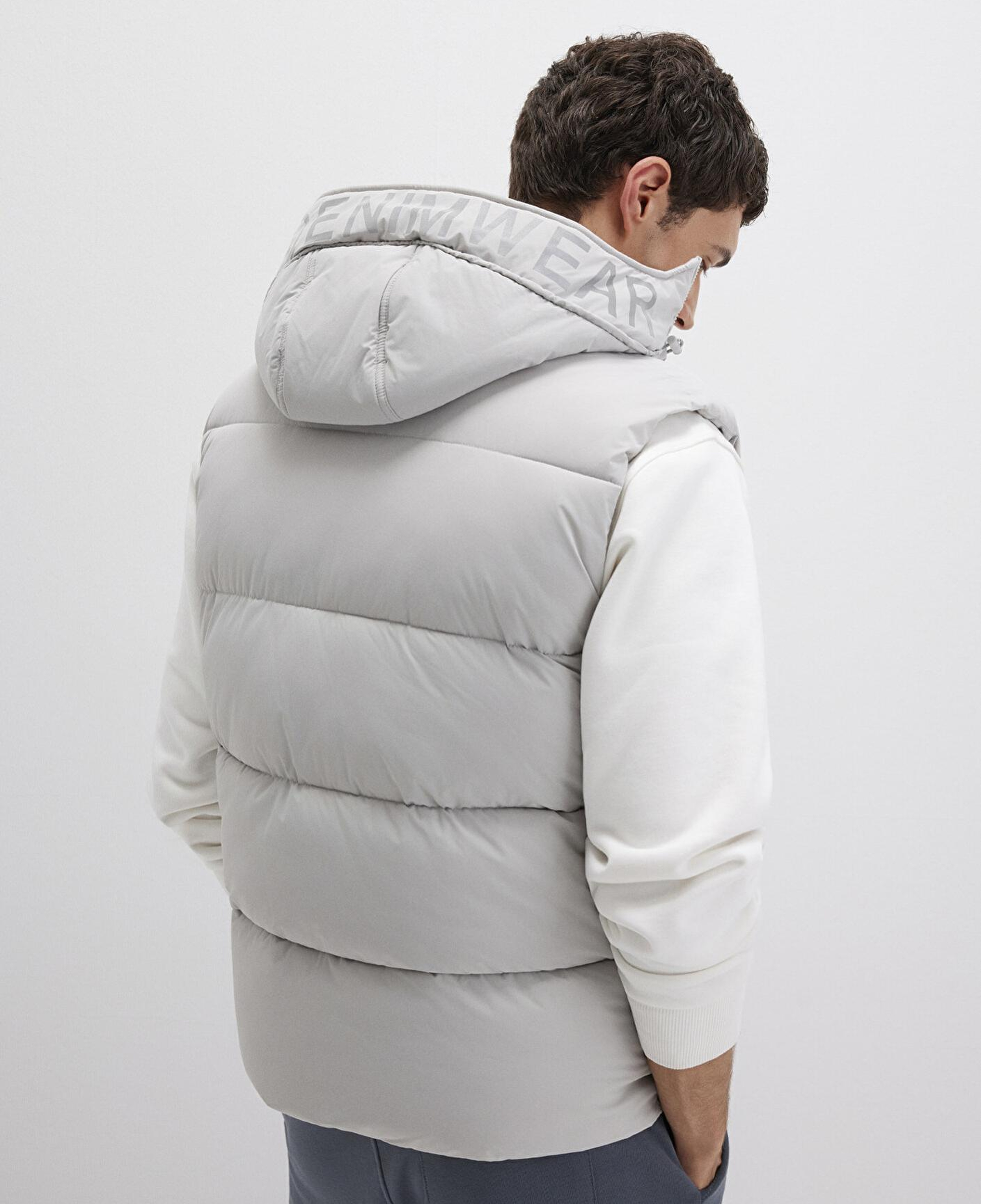 Mavi Kapüşonlu Açık Gri Şişme Yelek Regular Fit / Normal Kesim 0110089-70075