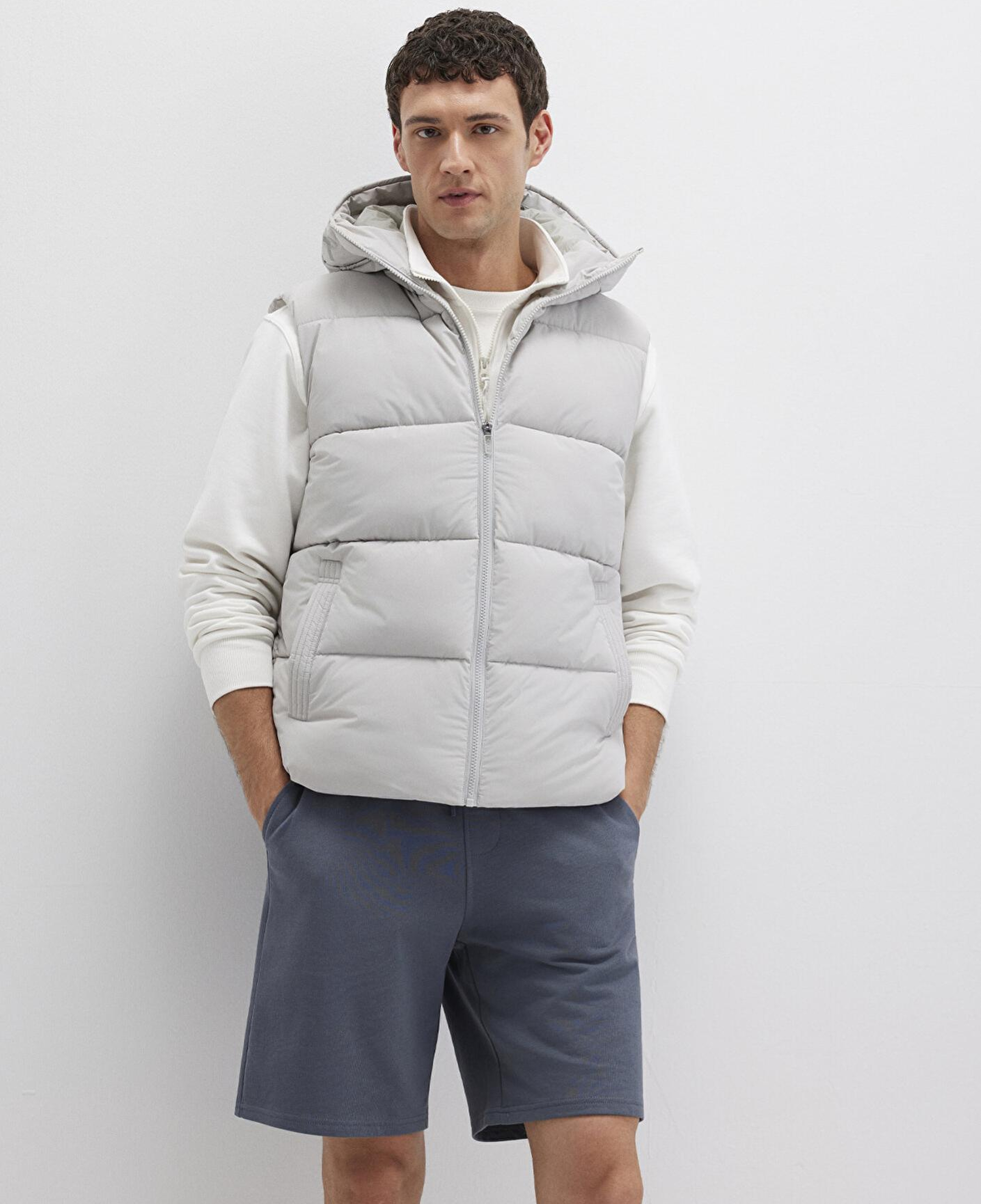 Mavi Kapüşonlu Açık Gri Şişme Yelek Regular Fit / Normal Kesim 0110089-70075