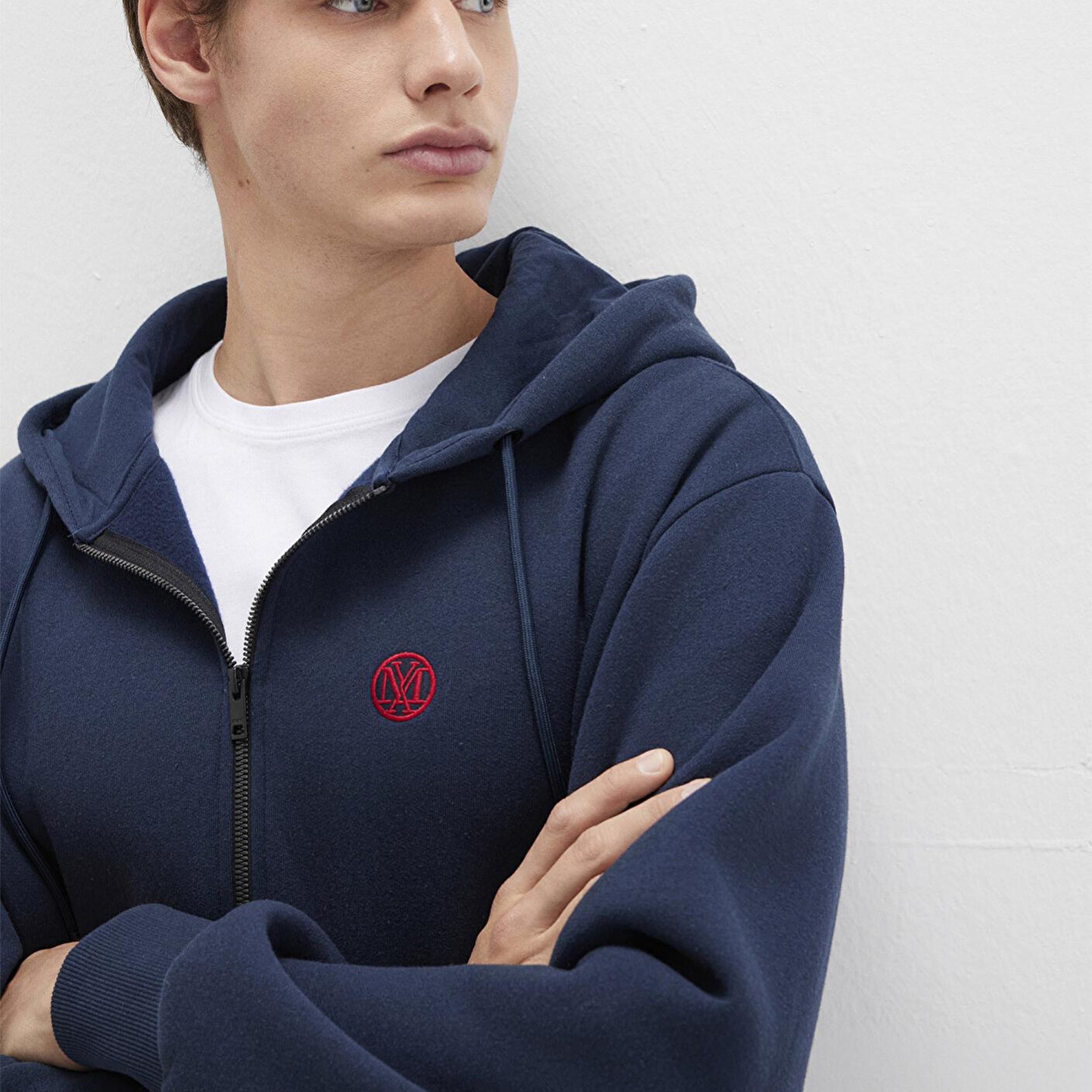 Mavi Mühür Logo Nakışlı Kapüşonlu Fermuarlı Lacivert Sweatshirt 066979-70490