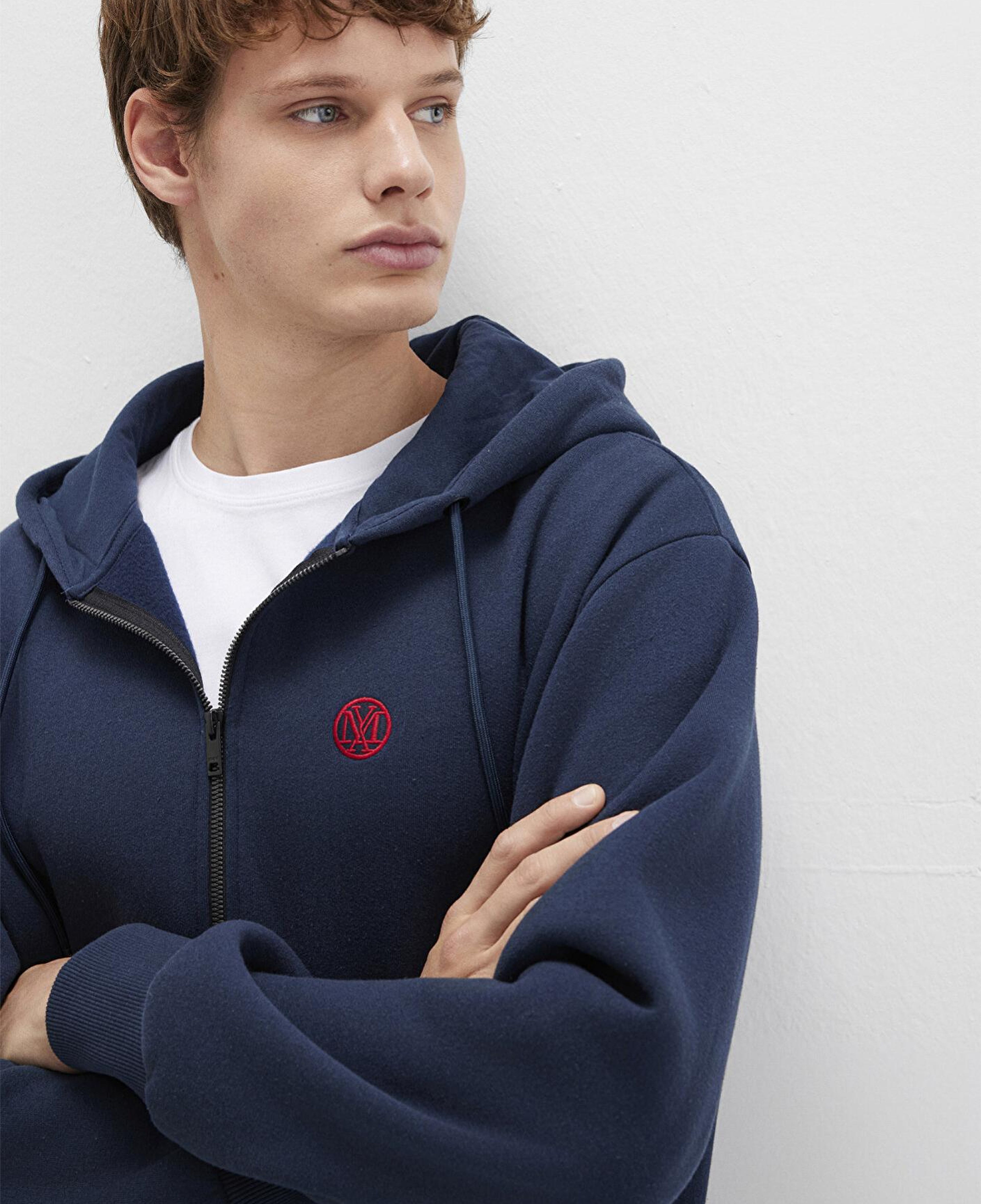 Mavi Mühür Logo Nakışlı Kapüşonlu Fermuarlı Lacivert Sweatshirt 066979-70490