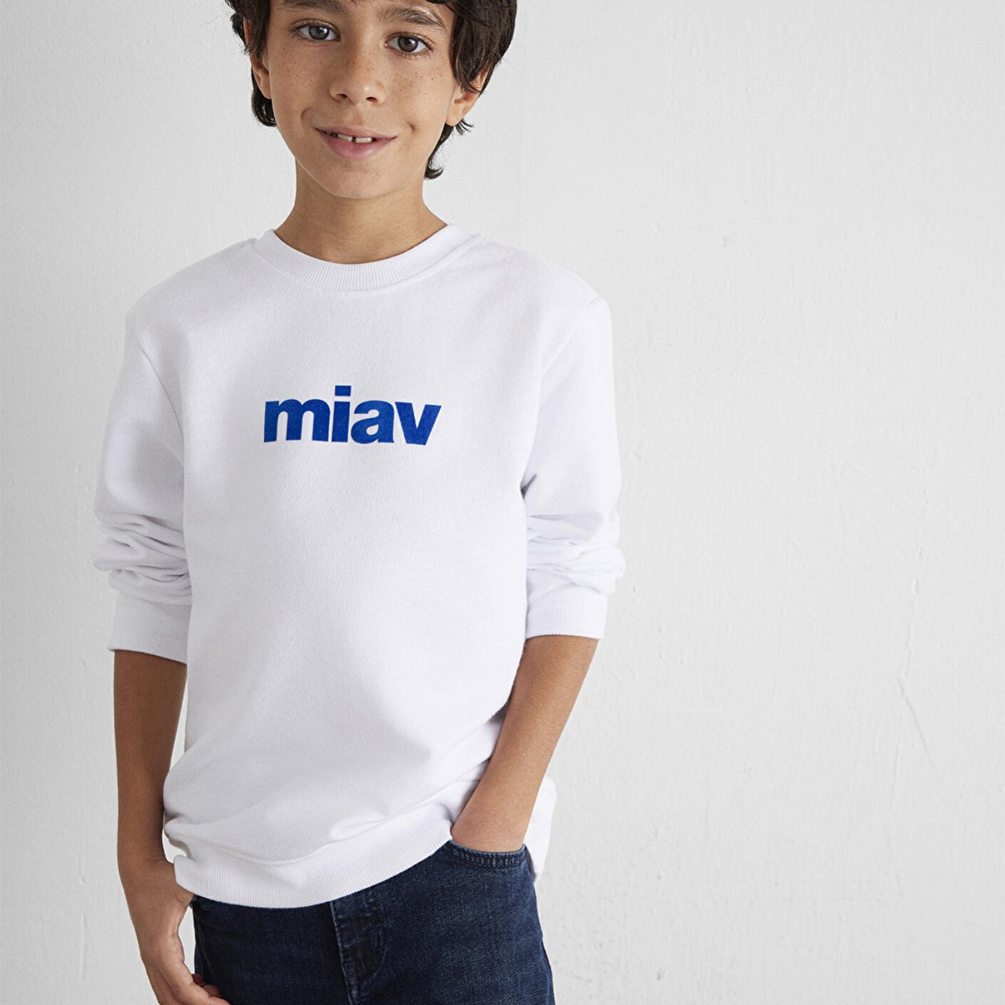 Mavi Miav Baskılı Beyaz Çocuk Sweatshirt 6610031-620