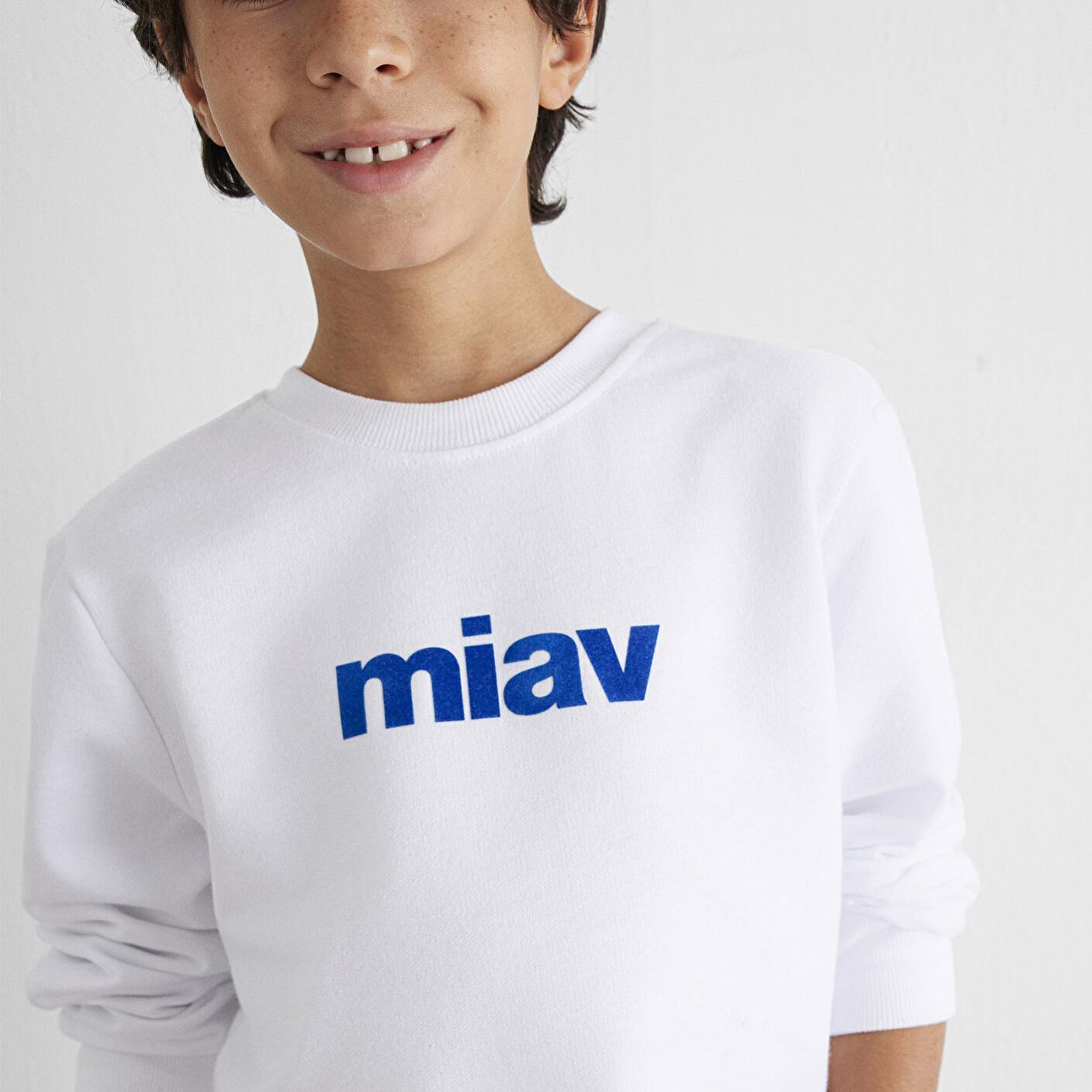 Mavi Miav Baskılı Beyaz Çocuk Sweatshirt 6610031-620