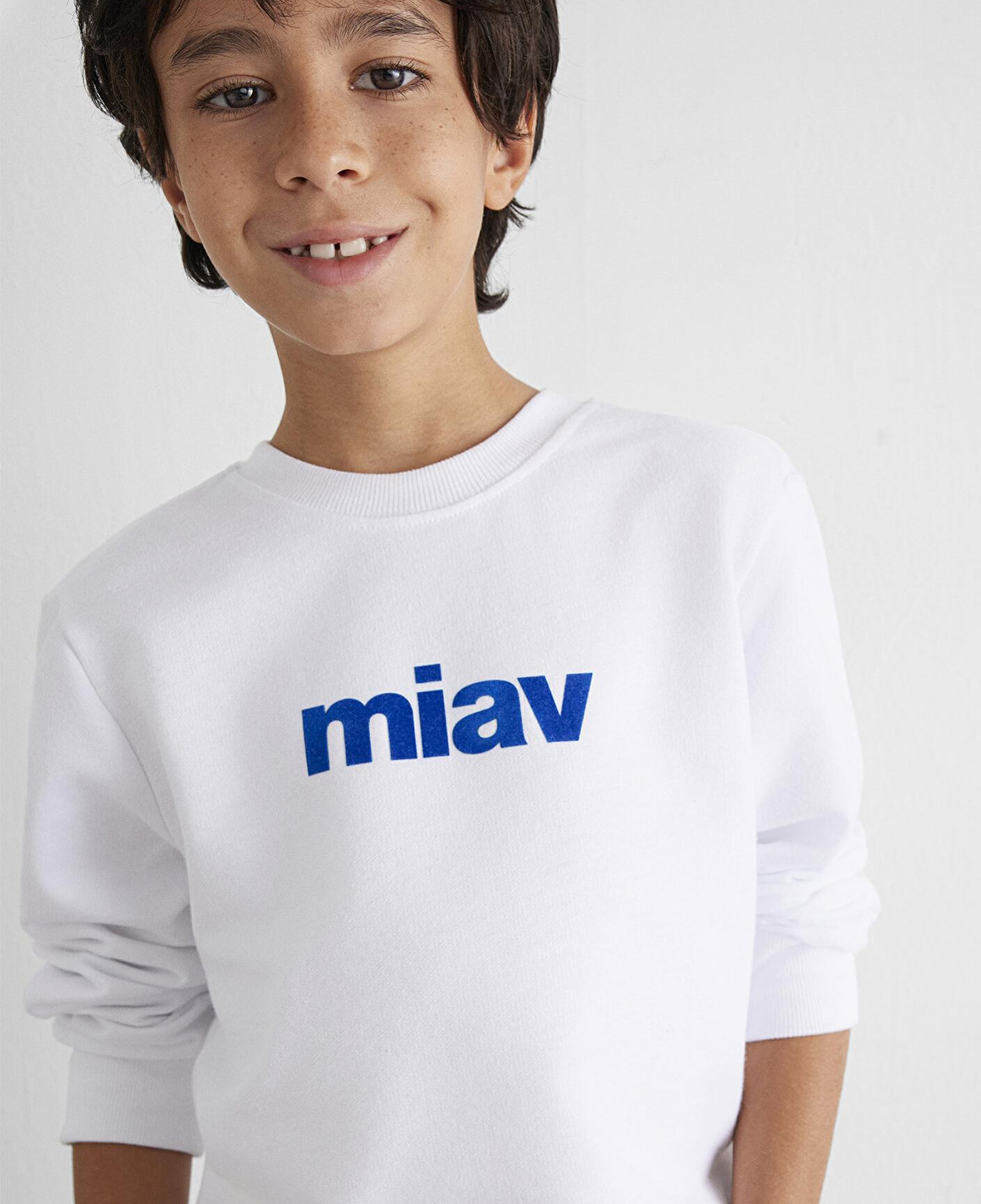 Mavi Miav Baskılı Beyaz Çocuk Sweatshirt 6610031-620
