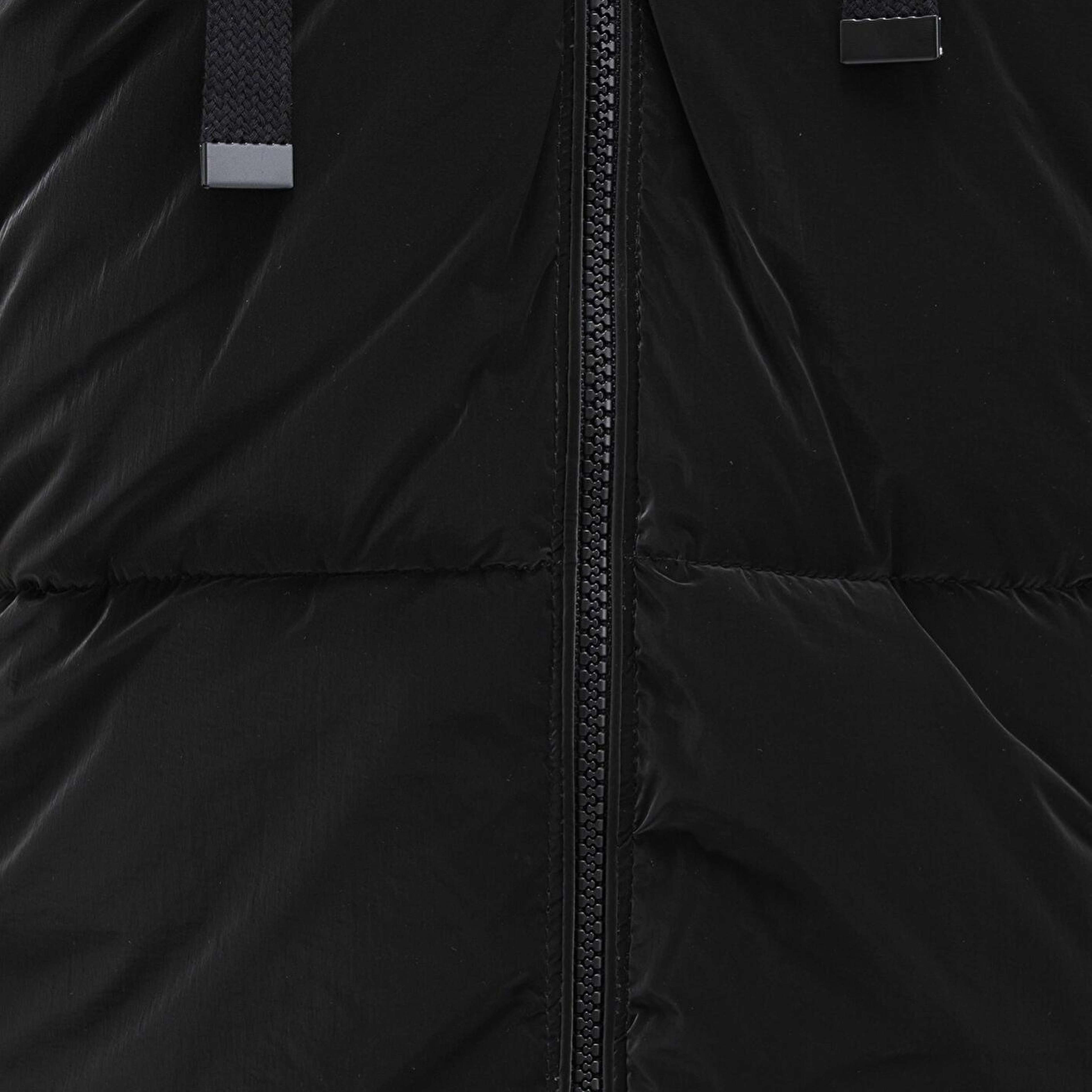 Mavi Kapüşonlu Siyah Şişme Mont 1110043-900