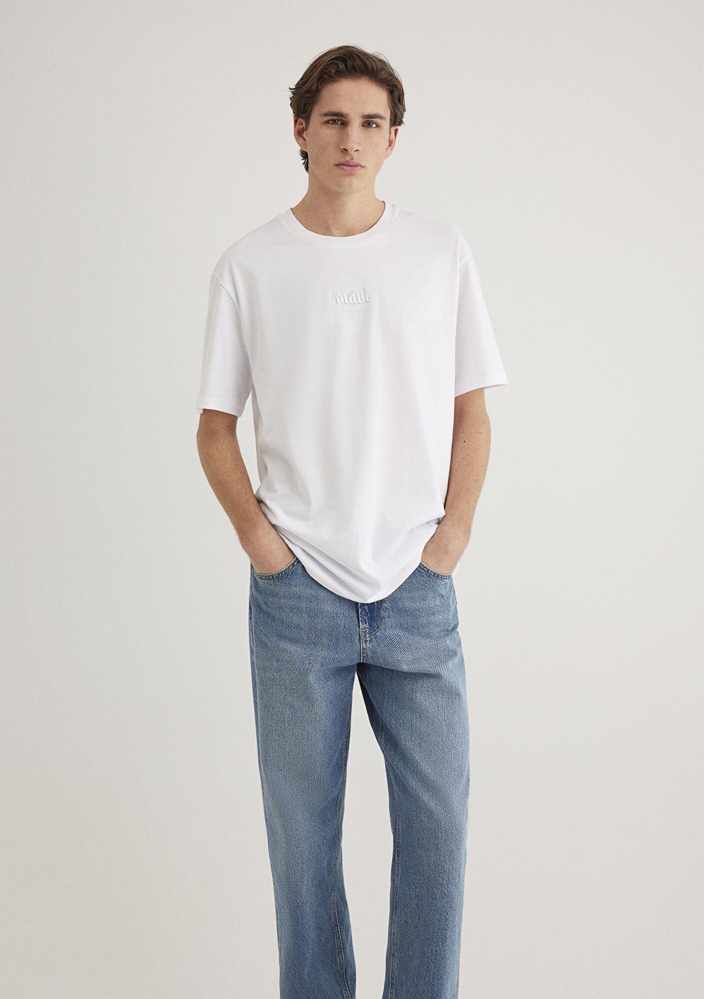 Mavi Mavi Nakışlı Beyaz Basic Tişört Loose Fit / Bol Rahat Kesim 0610100-620