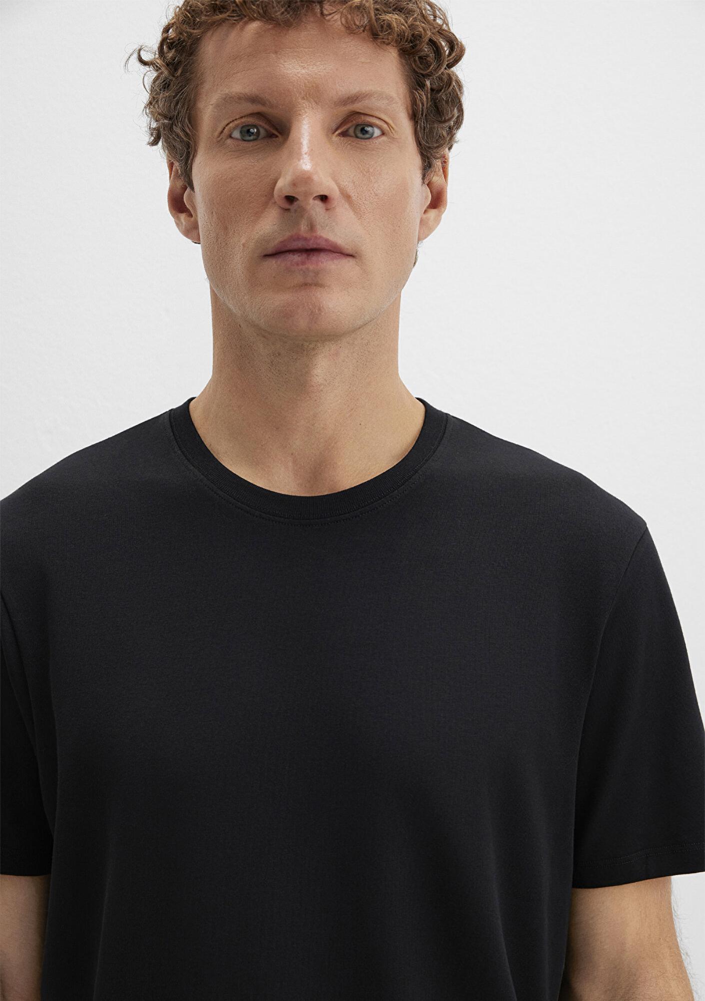 Mavi Stretch Siyah Basic Tişört Regular Fit / Normal Kesim 0610252-900