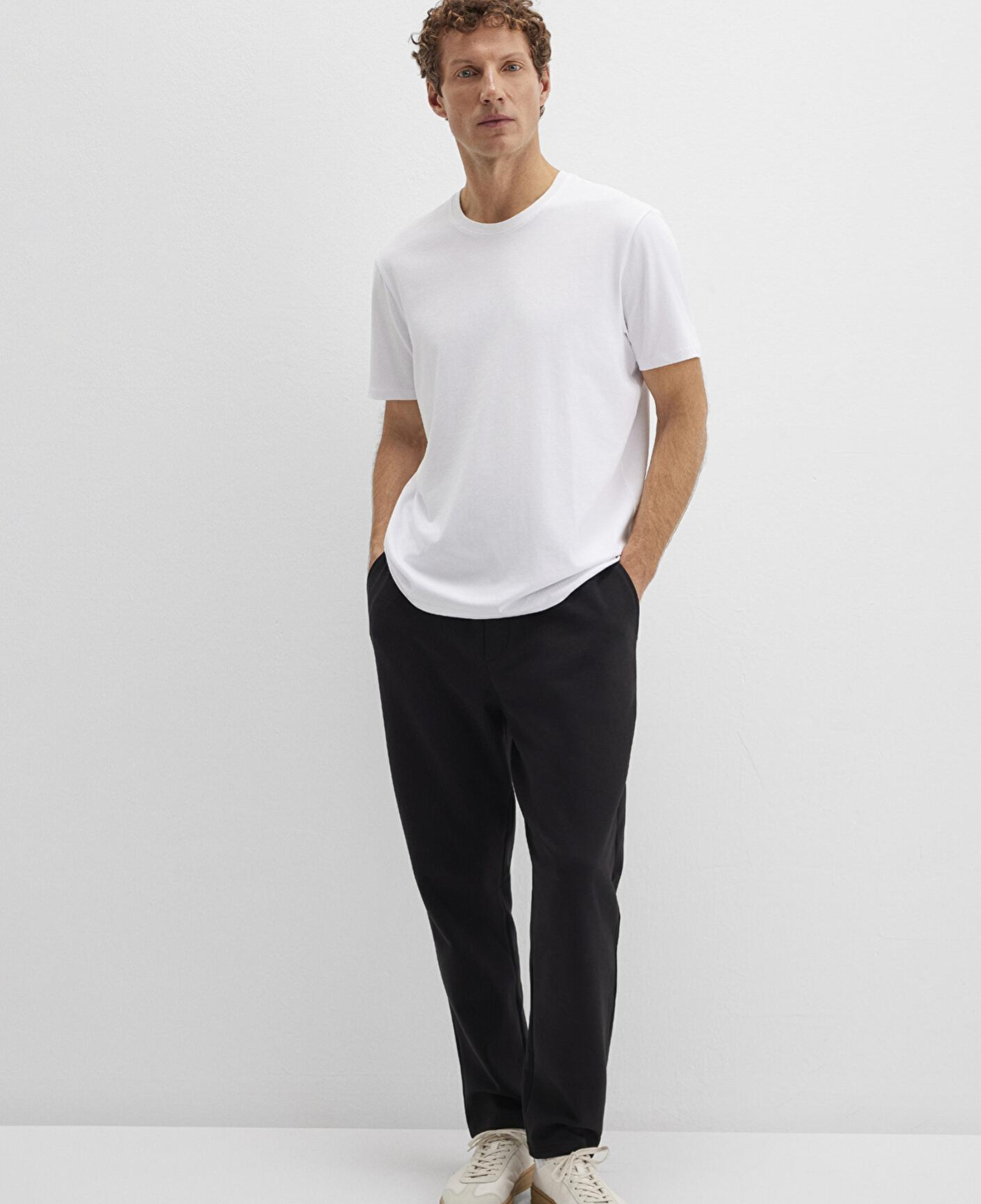 Mavi Stretch Beyaz Basic Tişört Regular Fit / Normal Kesim 0610252-620