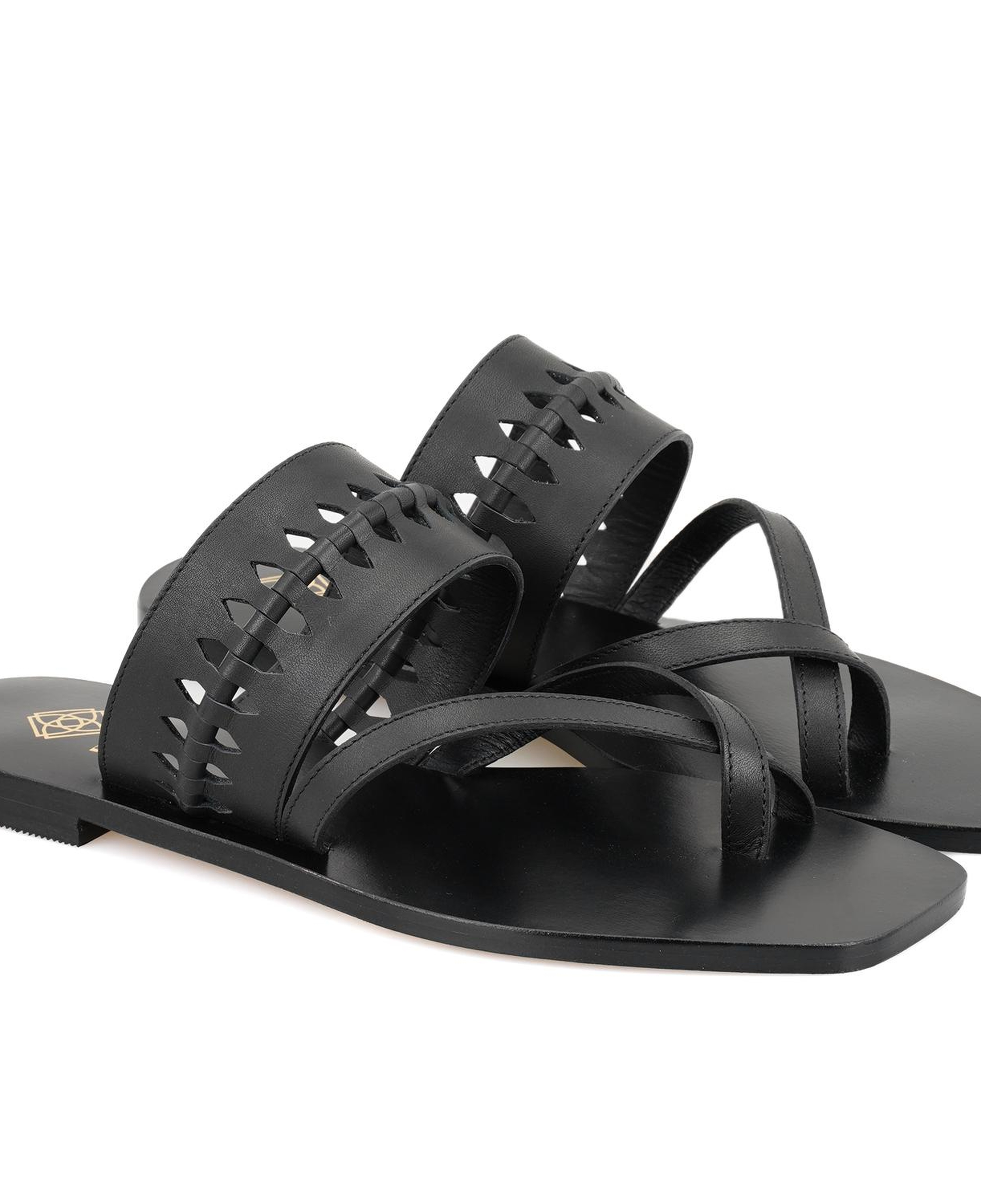 Kadın Siyah Parmak Arası Deri Terlik