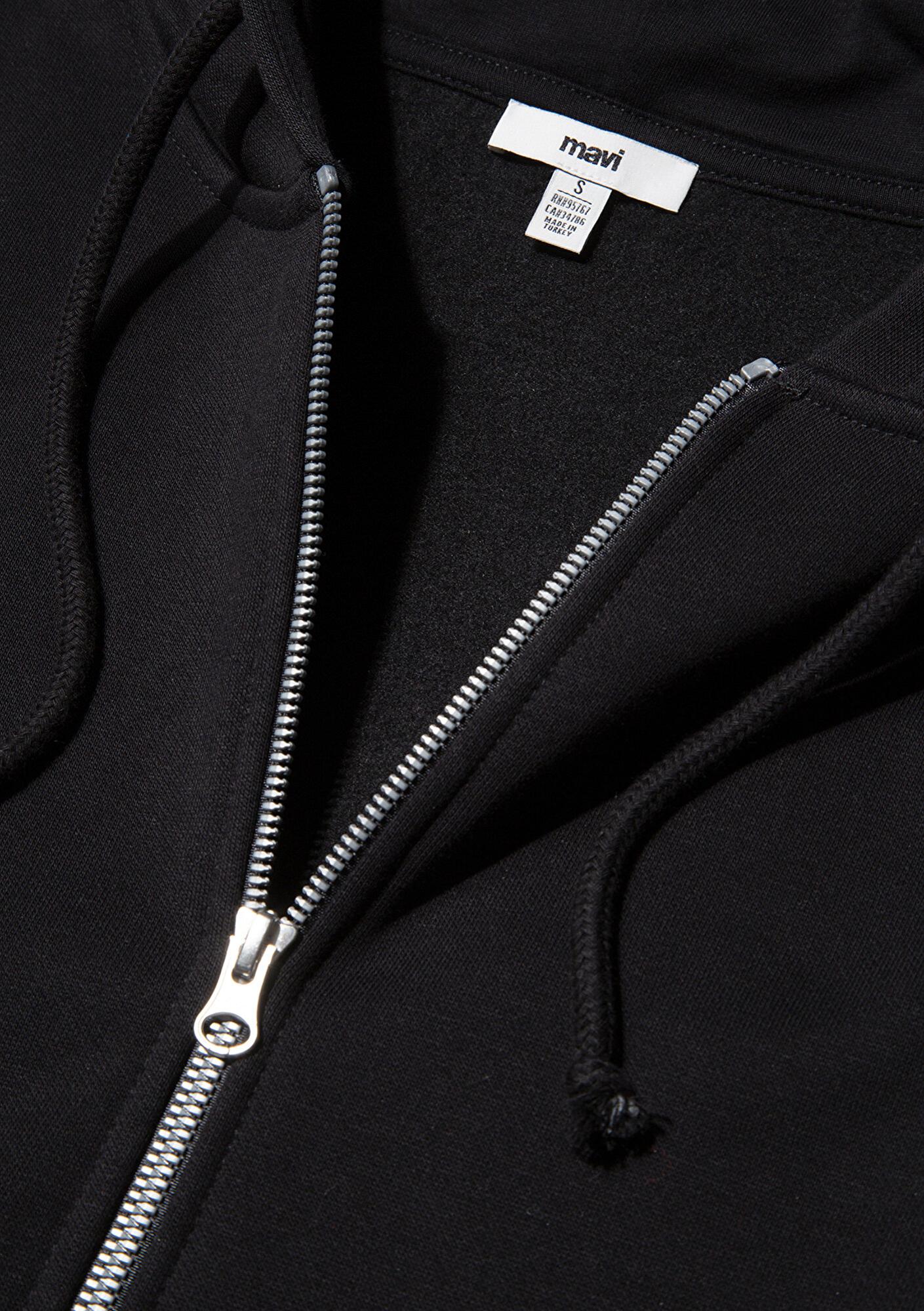 Mavi Kapüşonlu Fermuarlı Siyah Sweatshirt 1610221-900