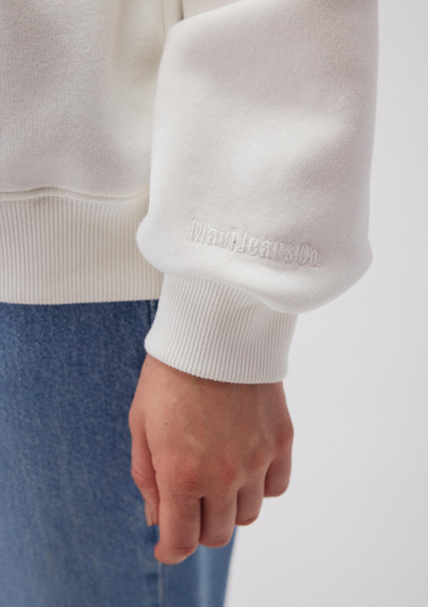 Mavi Bisiklet Yaka Beyaz Basic Sweatshirt 1610198-70057