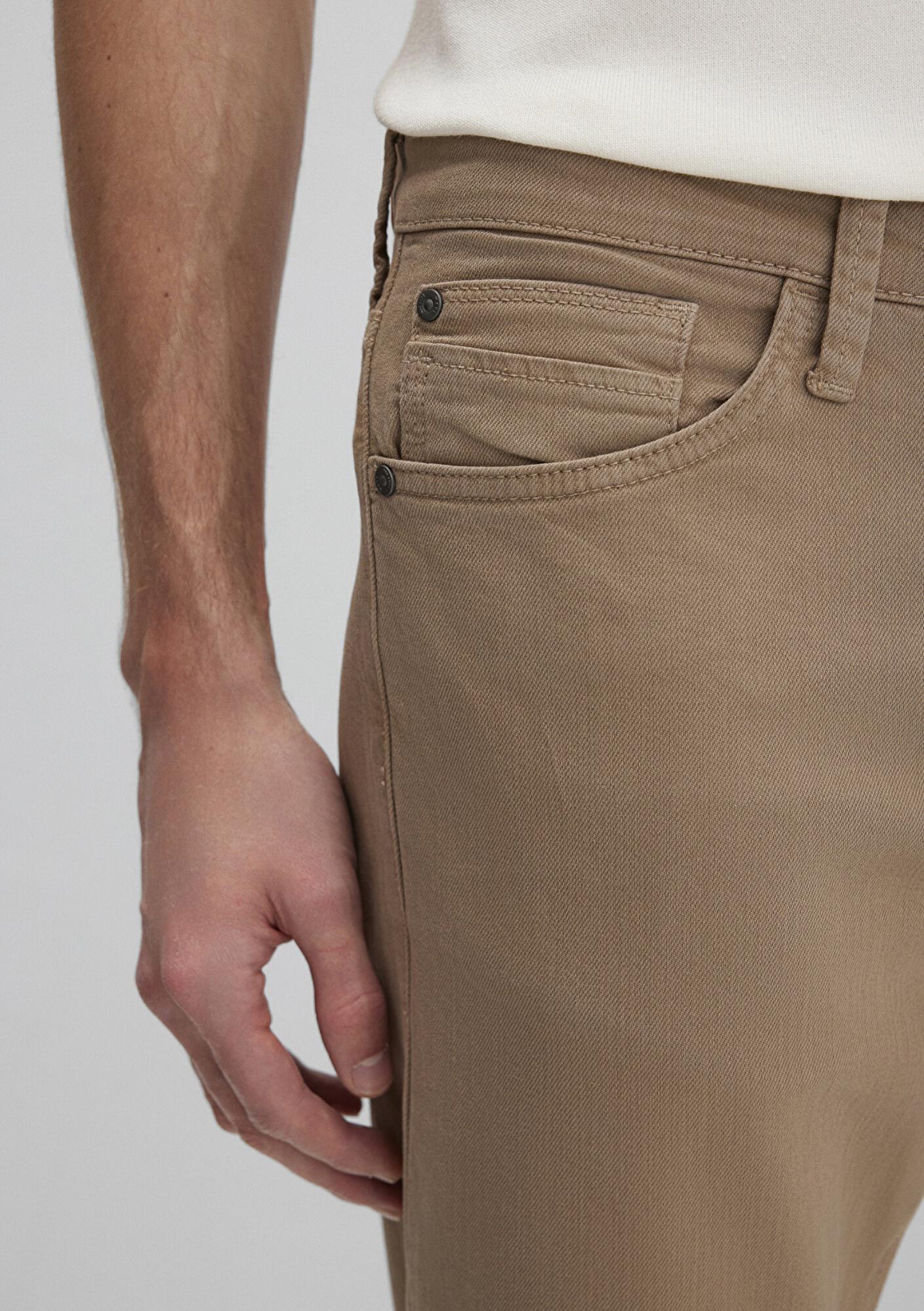 Mavi Martin Koyu Bej Comfort Gabardin Pantolon 0037832492