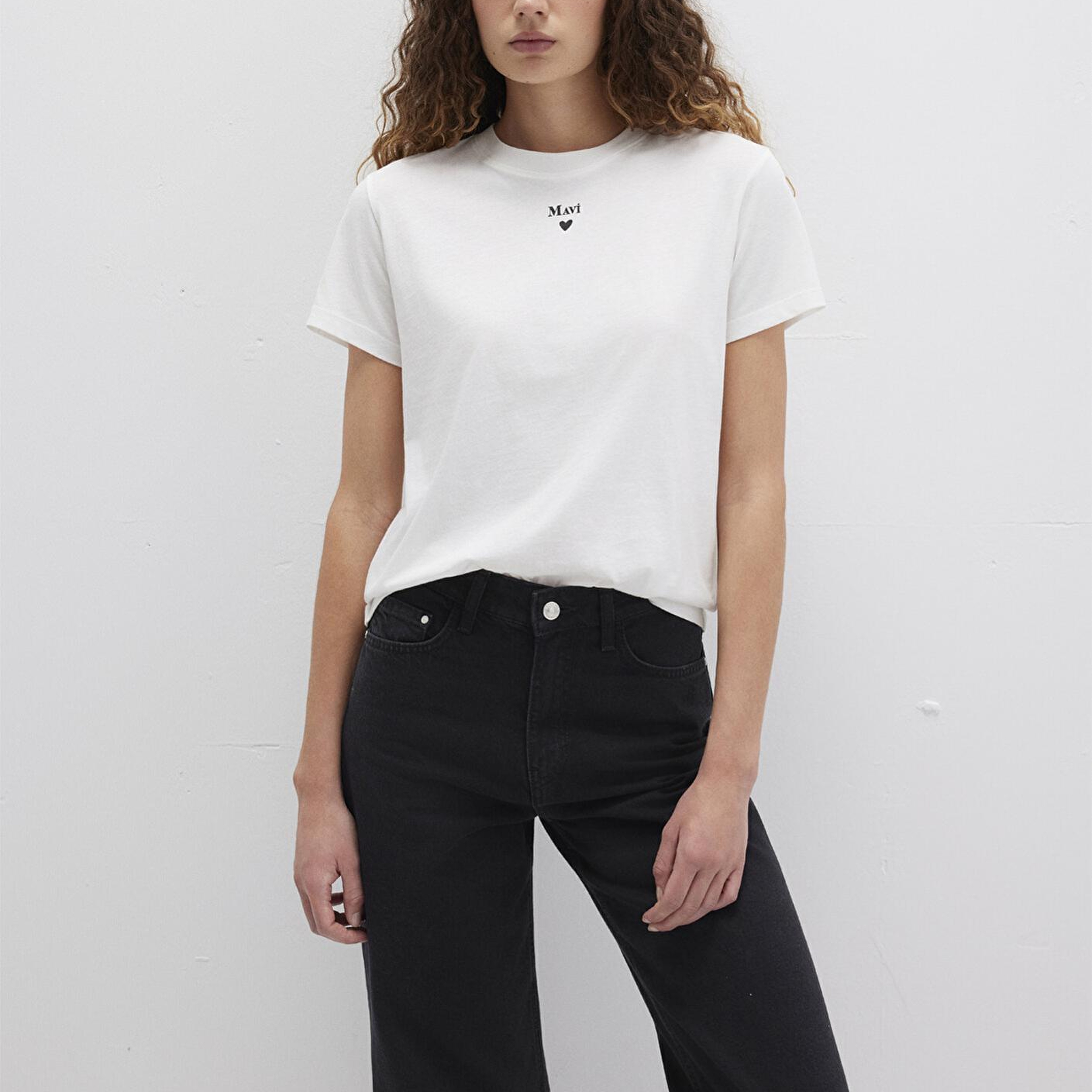 Mavi Mavi Logo Baskılı Beyaz Tişört Semi Slim Fit / Yarı Dar Kesim 1601185-33389