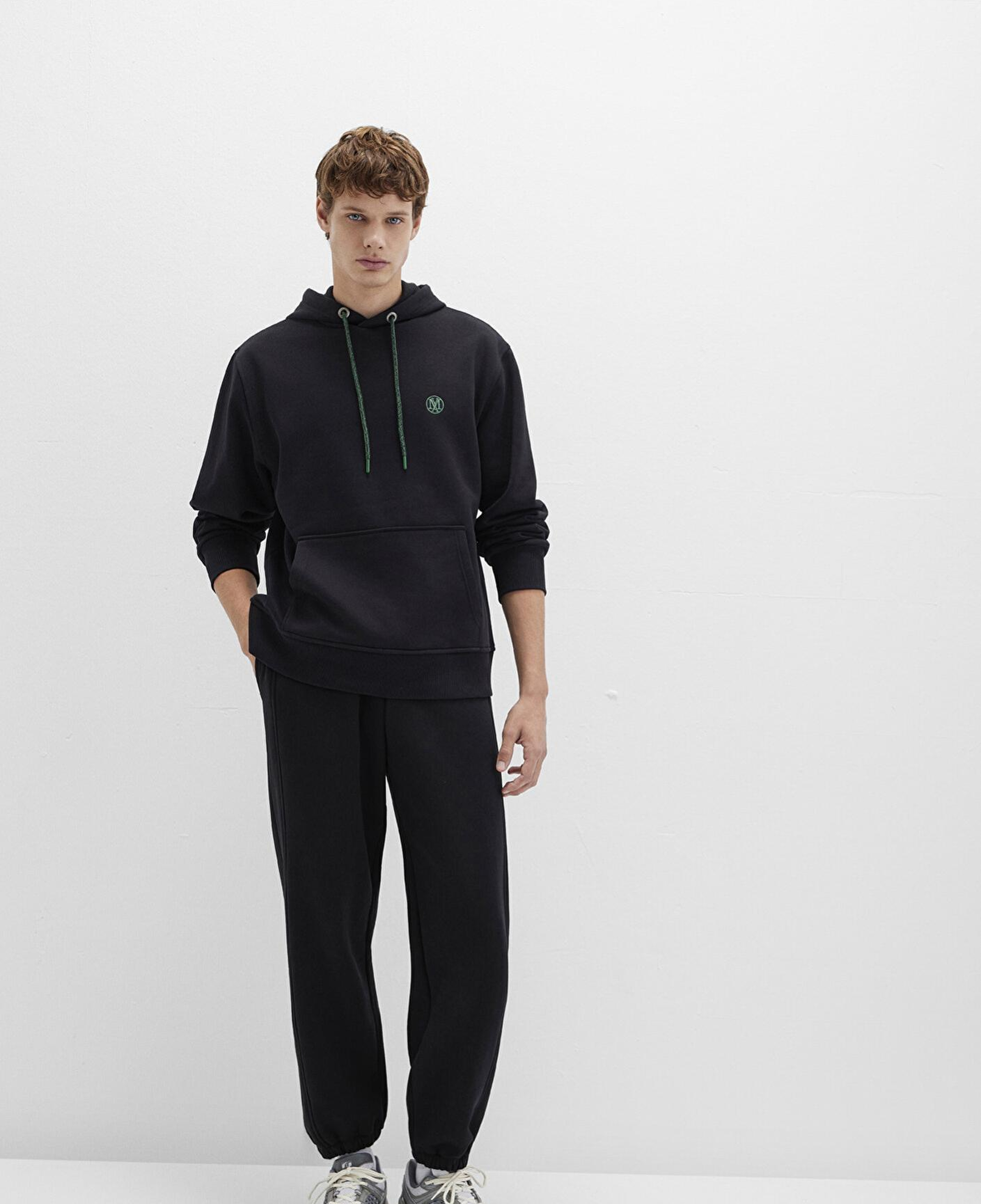 Mavi Mavi Logo Nakışlı Kapüşonlu Siyah Sweatshirt 065809-900