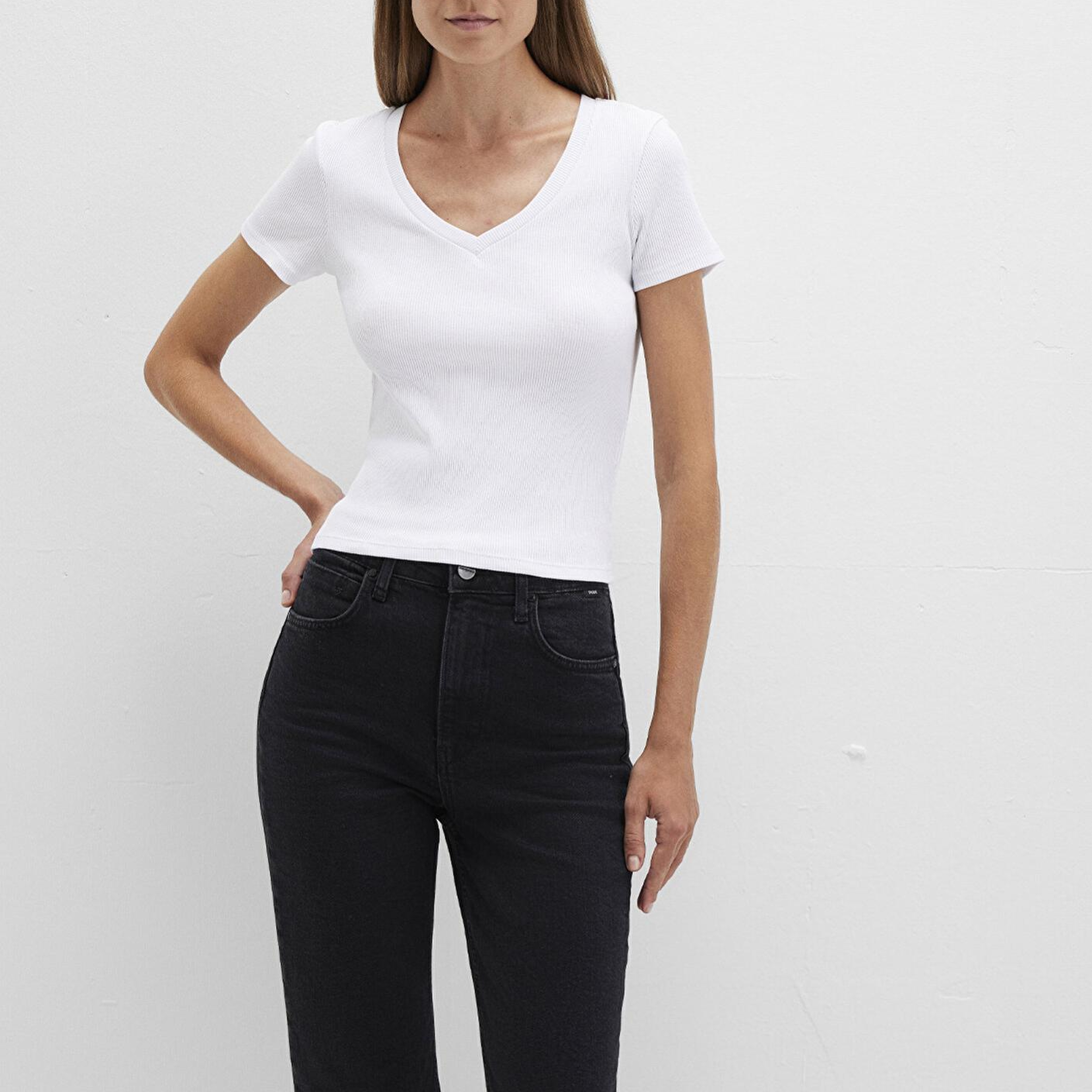 Mavi Beyaz Basic V Yaka Tişört Fitted / Vücuda Oturan Kesim 1601040-620