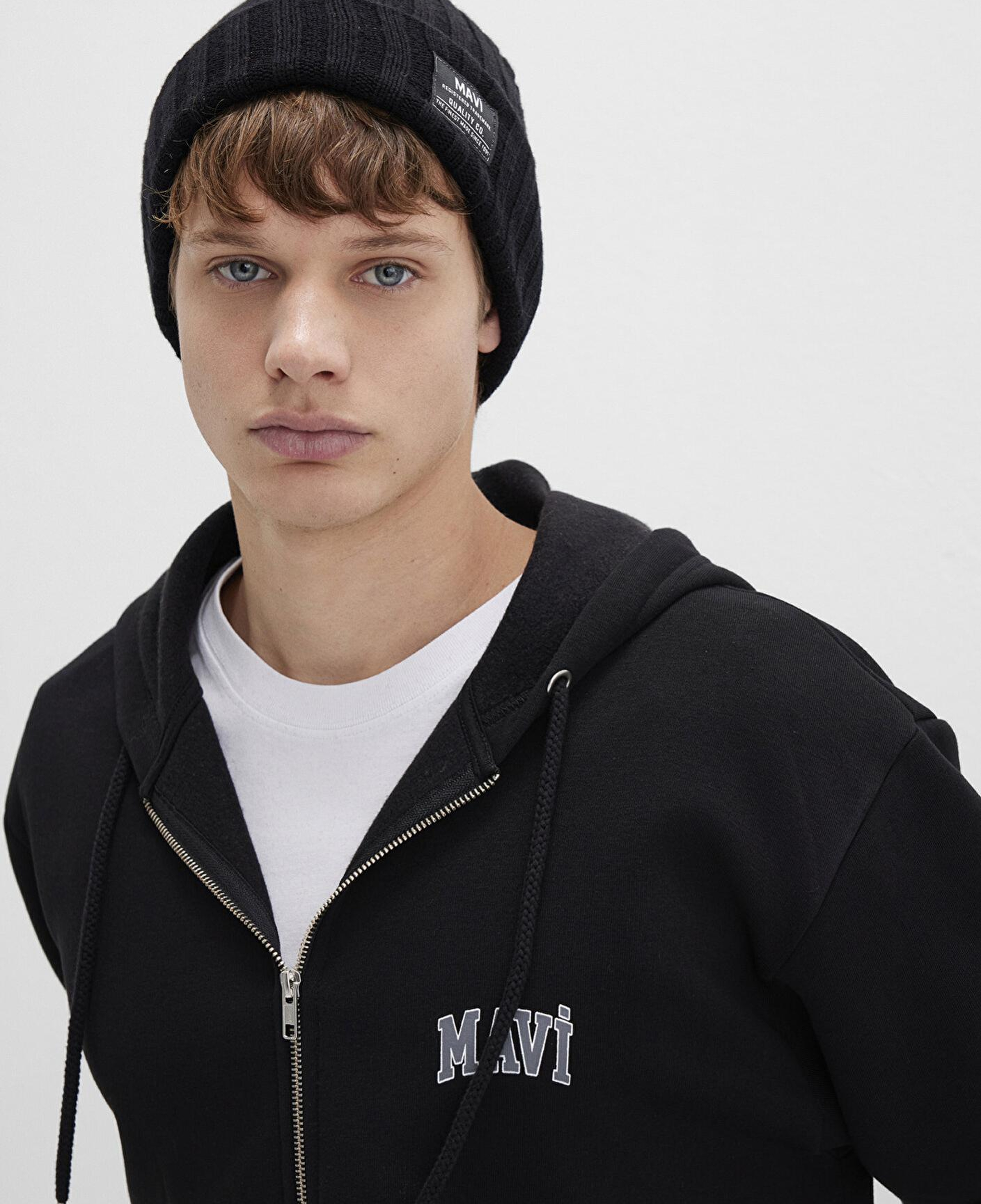 Mavi Siyah Bere 092809-900