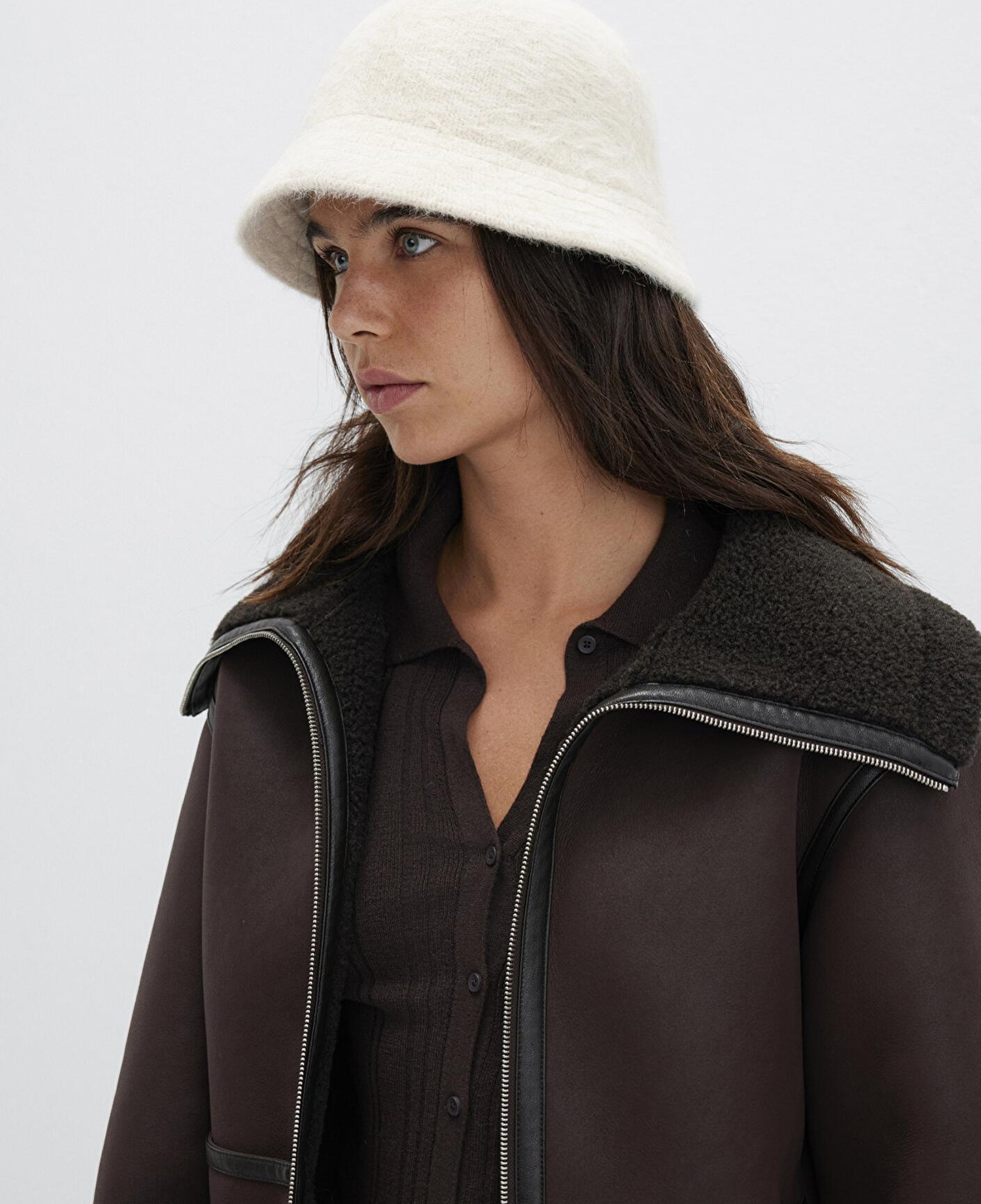 Mavi Peluş Bej Bucket Şapka 198988-34610