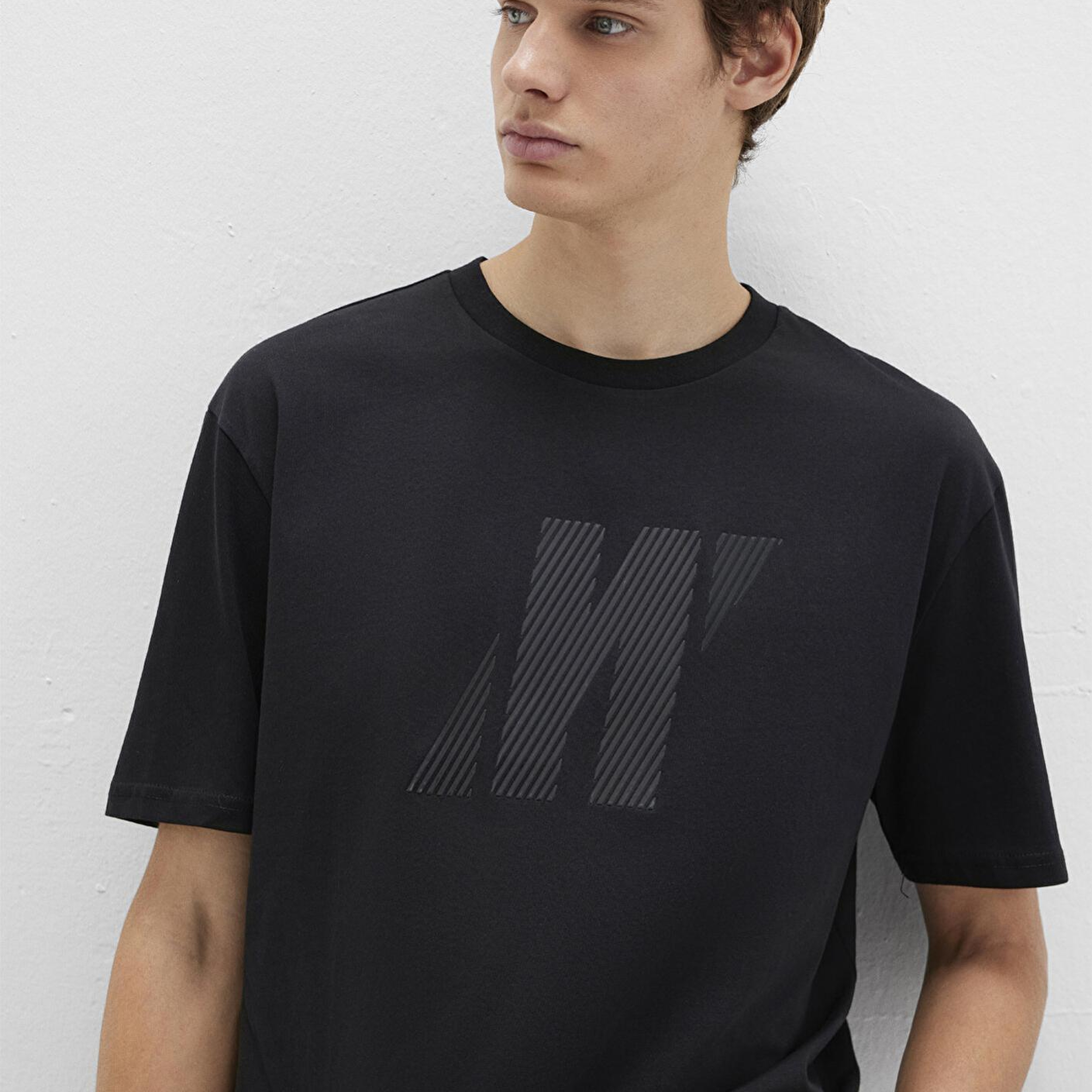 Mavi Mavi Pro Logo Baskılı Siyah Tişört Loose Fit / Bol Rahat Kesim 067034-900