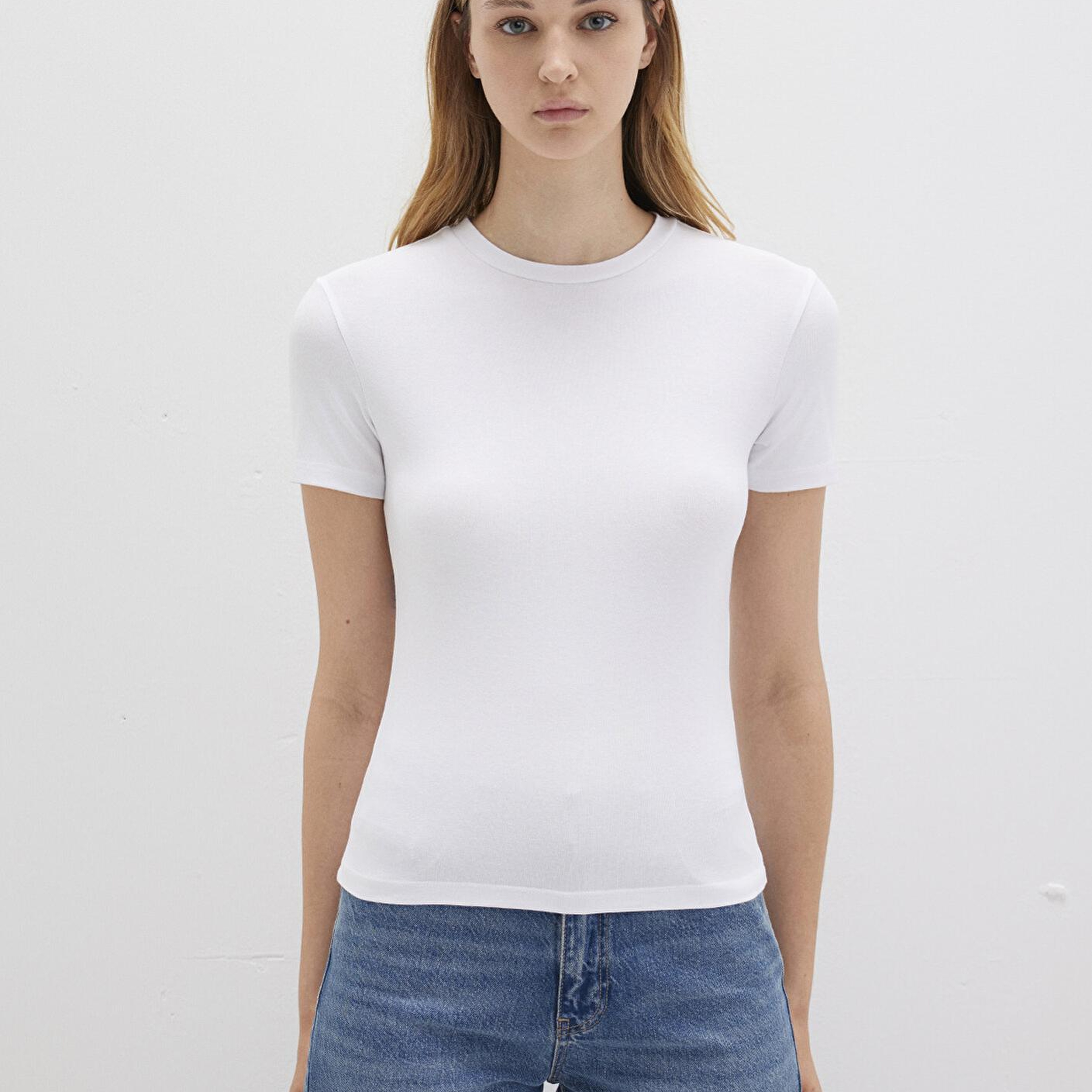 Mavi Lux Touch Beyaz Basic Modal Tişört Fitted / Vücuda Oturan Kesim 1600963-620