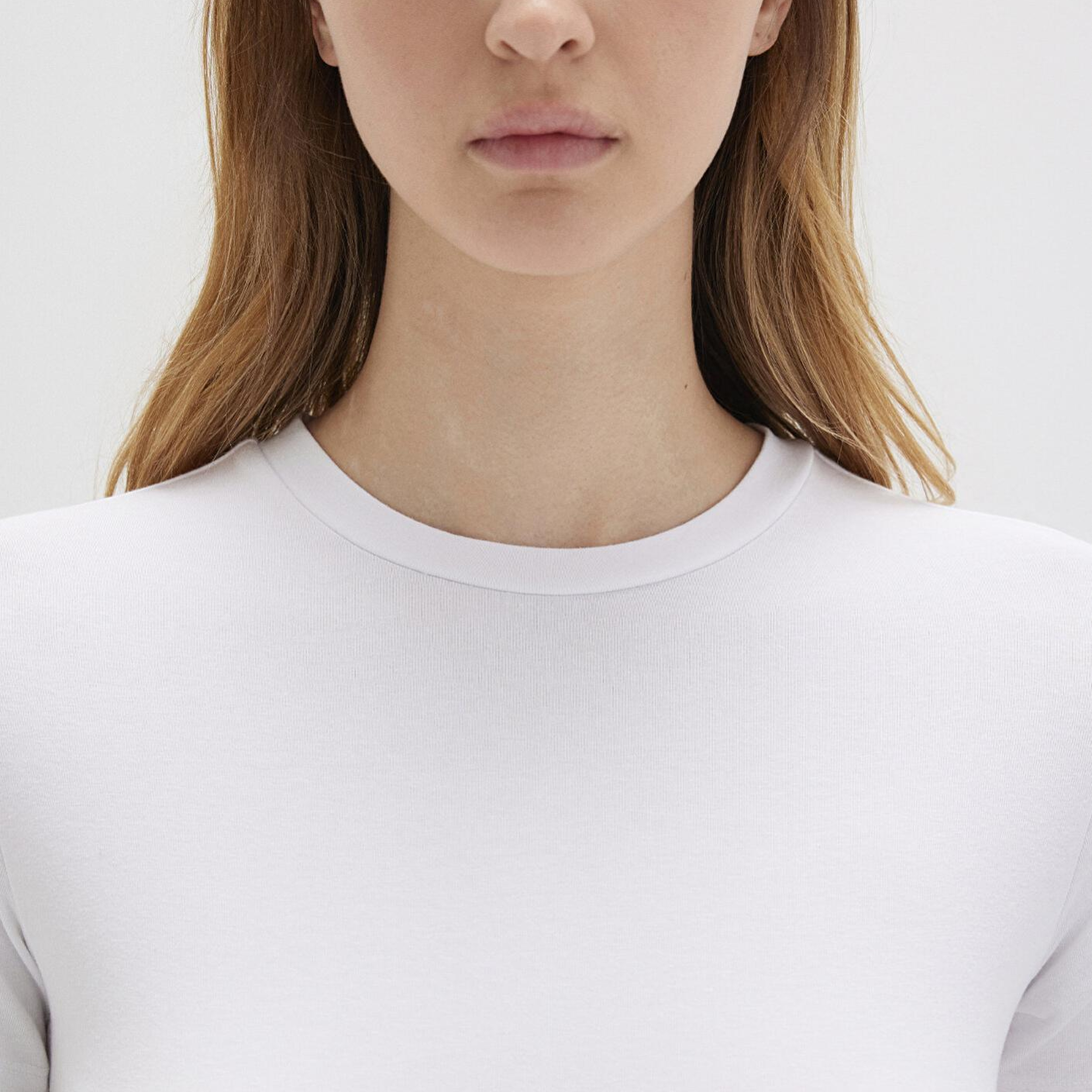 Mavi Lux Touch Beyaz Basic Modal Tişört Fitted / Vücuda Oturan Kesim 1600963-620