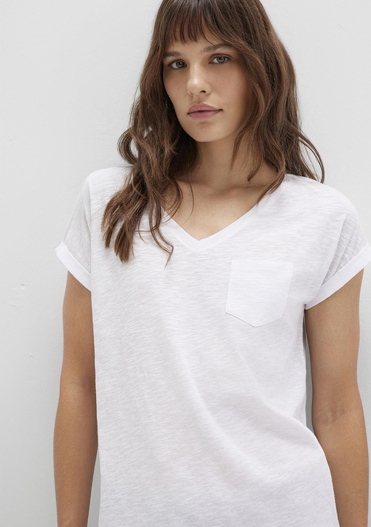 Mavi V Yaka Beyaz Basic Tişört Loose Fit / Bol Rahat Kesim 1600961-620