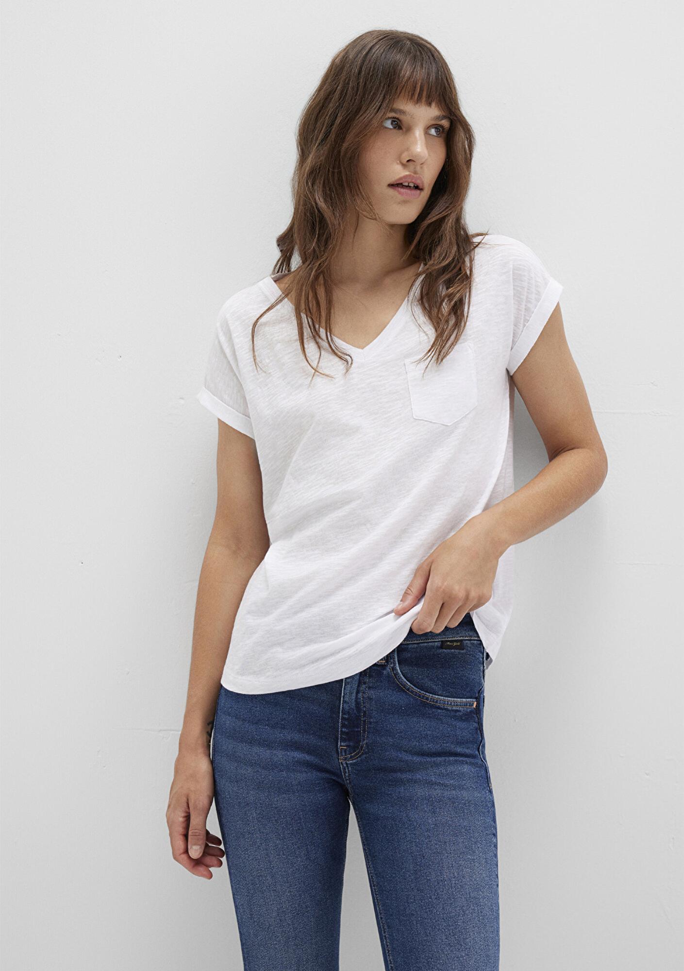 Mavi V Yaka Beyaz Basic Tişört Loose Fit / Bol Rahat Kesim 1600961-620