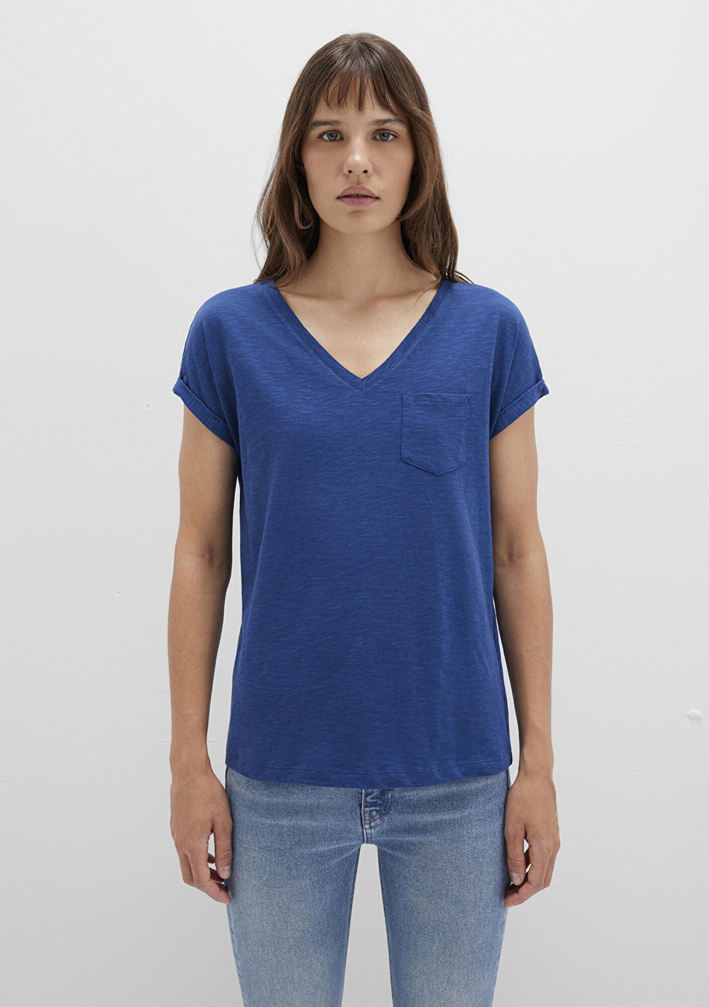 Mavi V Yaka Mavi Basic Tişört Loose Fit / Bol Rahat Kesim 1600961-30808