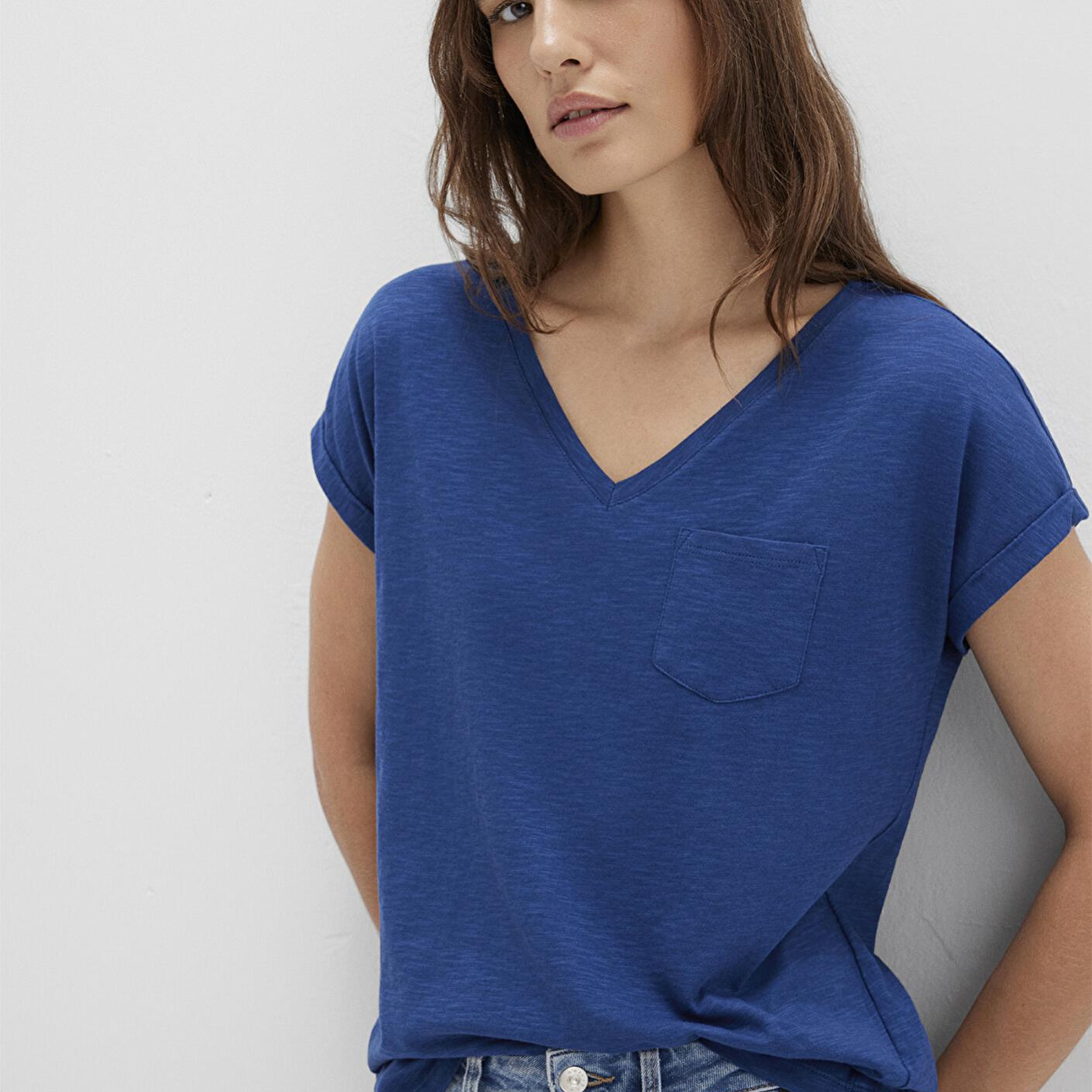 Mavi V Yaka Mavi Basic Tişört Loose Fit / Bol Rahat Kesim 1600961-30808