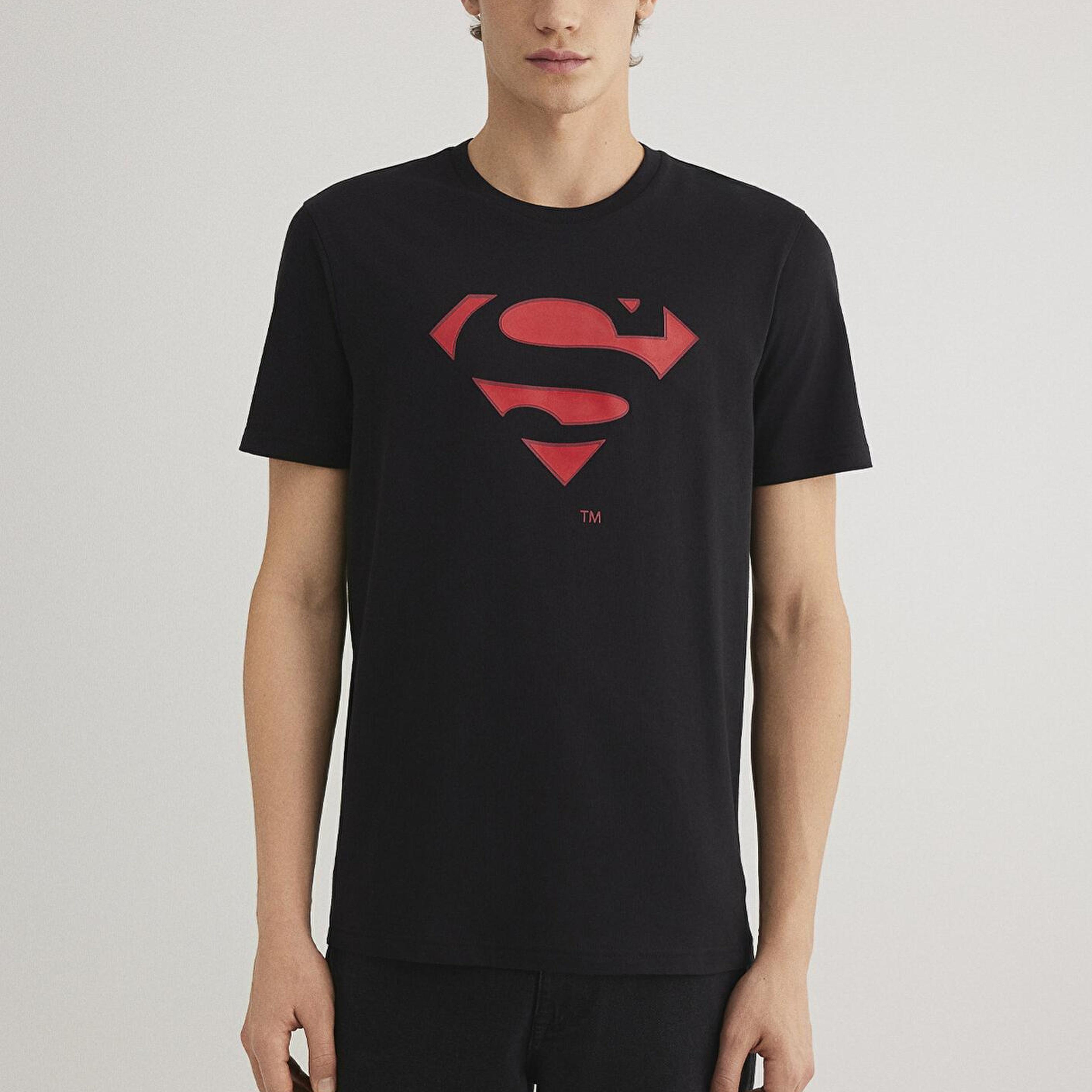 Mavi Superman Baskılı Siyah Tişört Slim Fit / Dar Kesim 066875-900