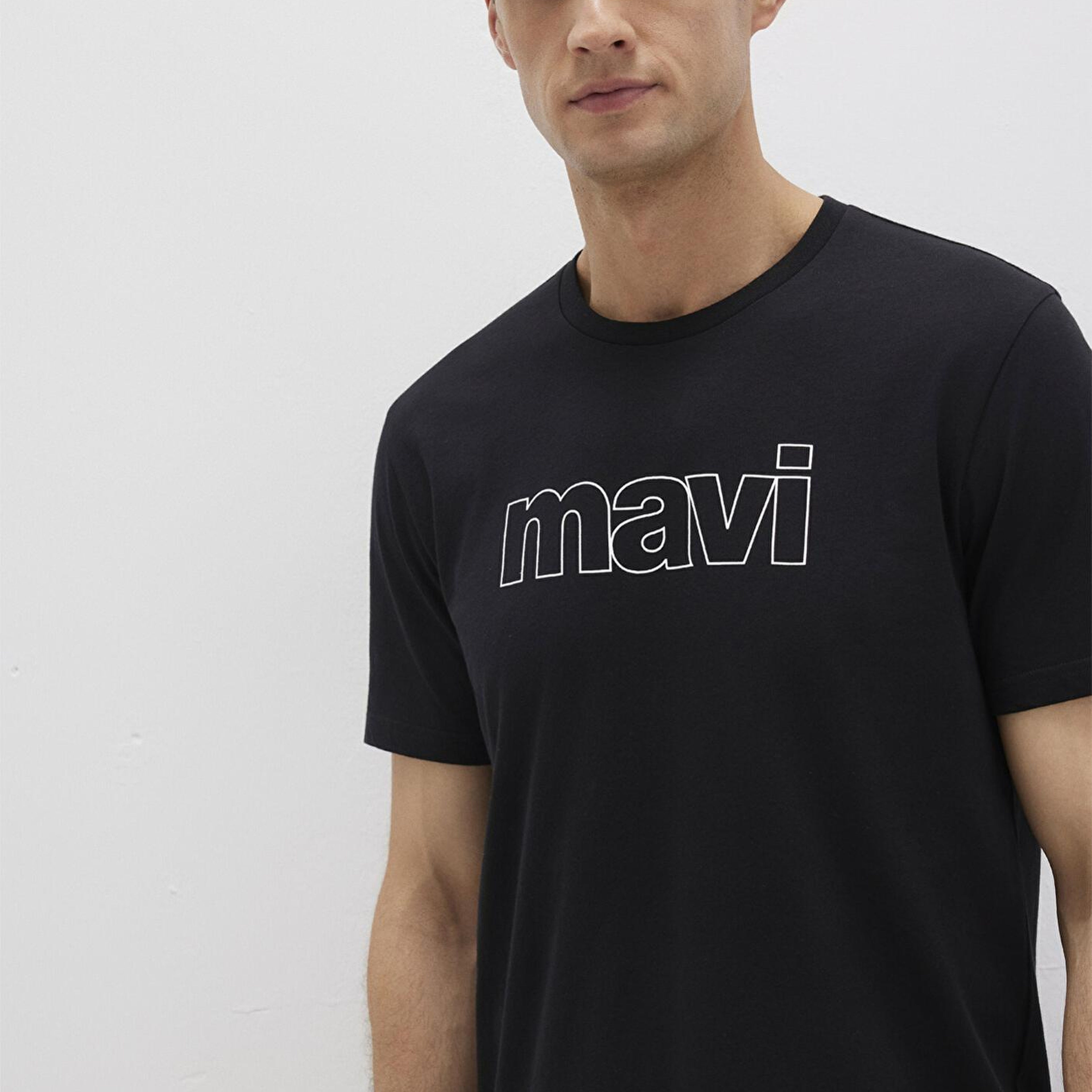 Mavi Mavi Logo Baskılı Siyah Tişört Slim Fit / Dar Kesim 065781-900
