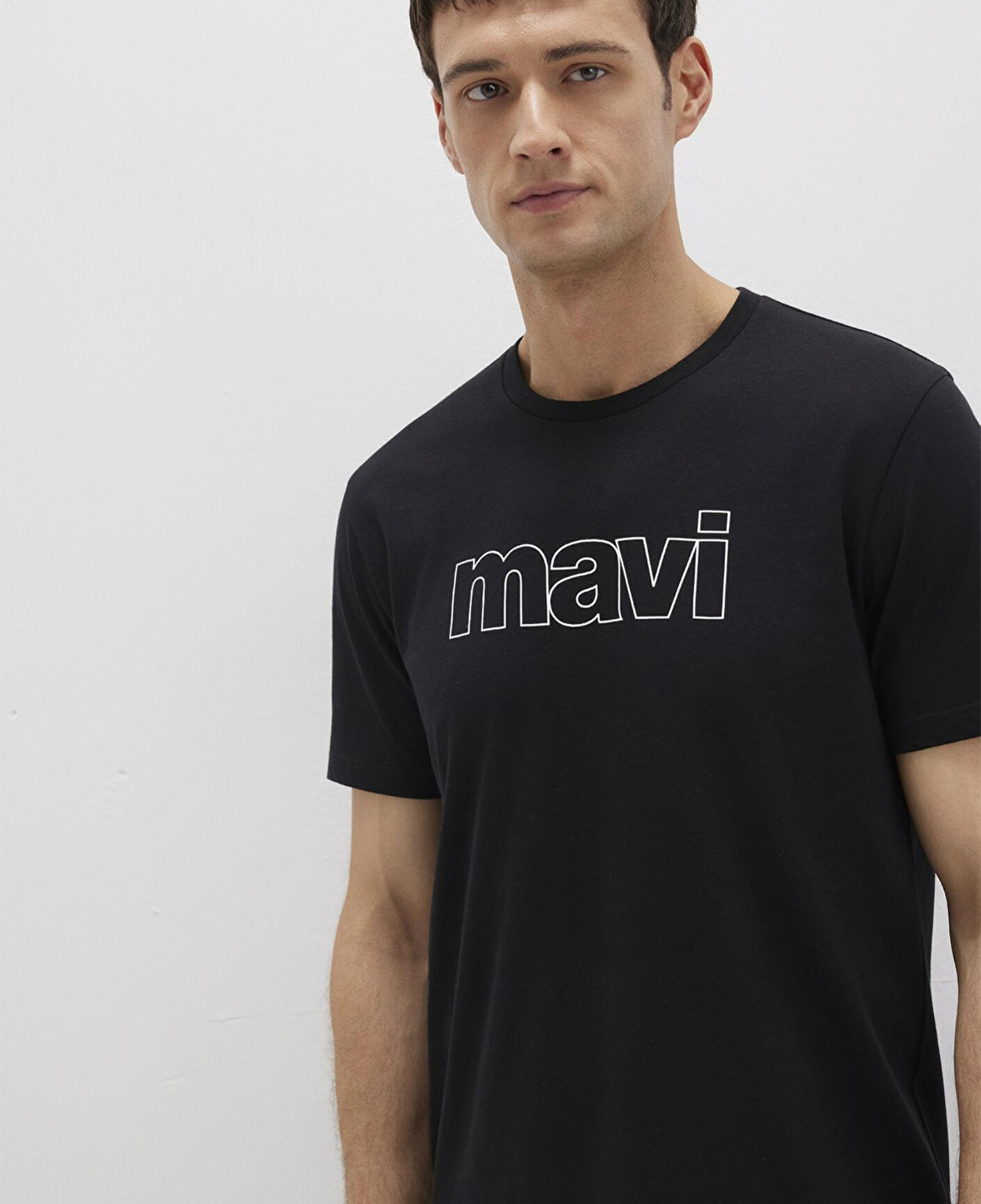 Mavi Mavi Logo Baskılı Siyah Tişört Slim Fit / Dar Kesim 065781-900
