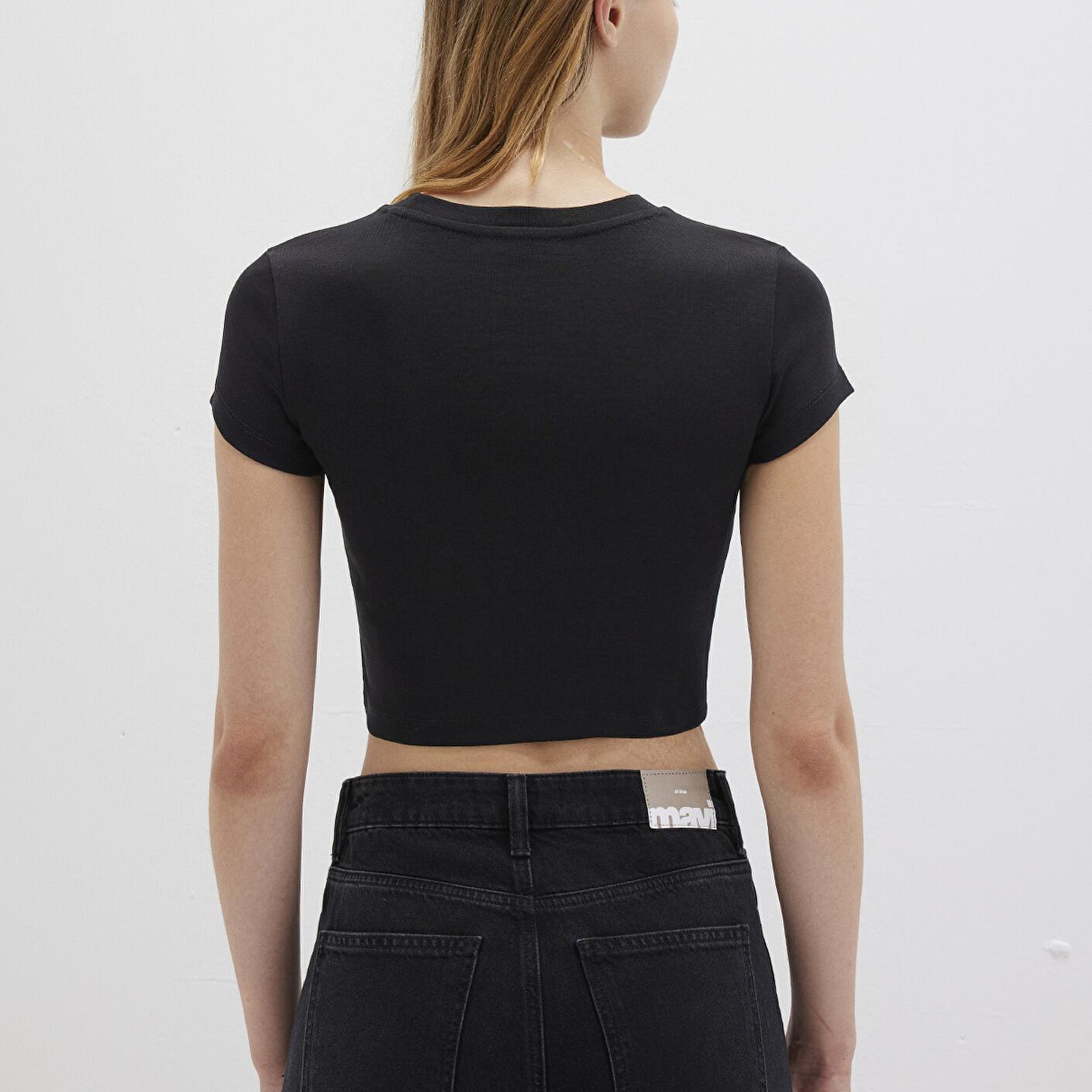 Mavi Siyah Basic Crop Tişört Crop / Kısa Kesim 1600814-900