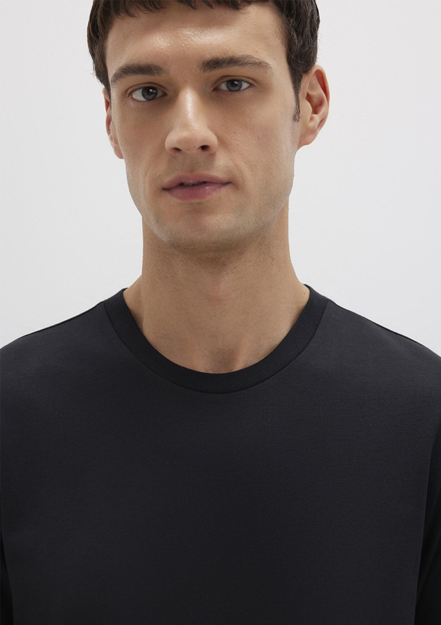 Mavi Organik Pamuk Siyah Tişört Regular Fit / Normal Kesim 066483-900