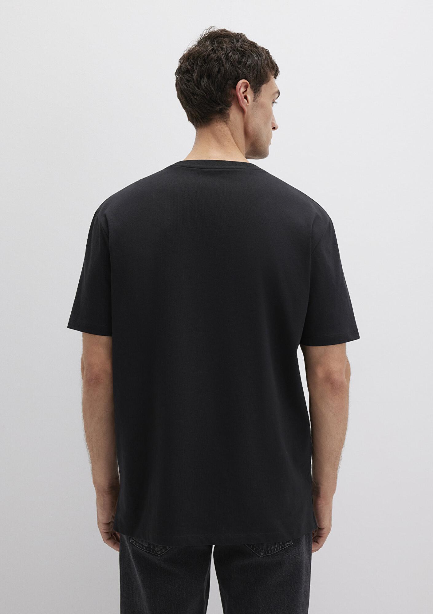 Mavi Cep Detaylı Siyah Basic Tişört Loose Fit / Bol Rahat Kesim 066248-900