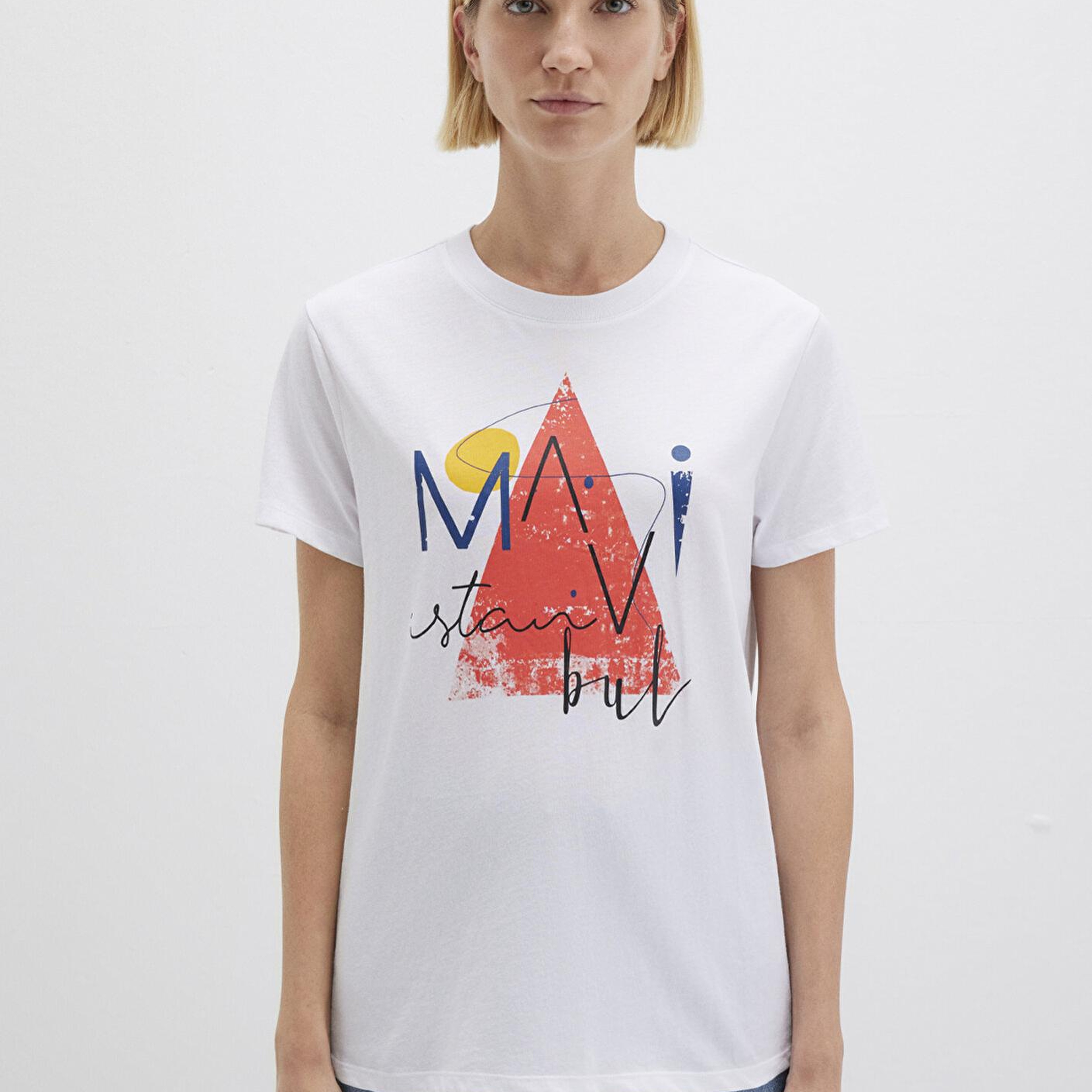 Mavi Üçgen Baskılı Beyaz İstanbul Tişört Regular Fit / Normal Kesim 168892-620