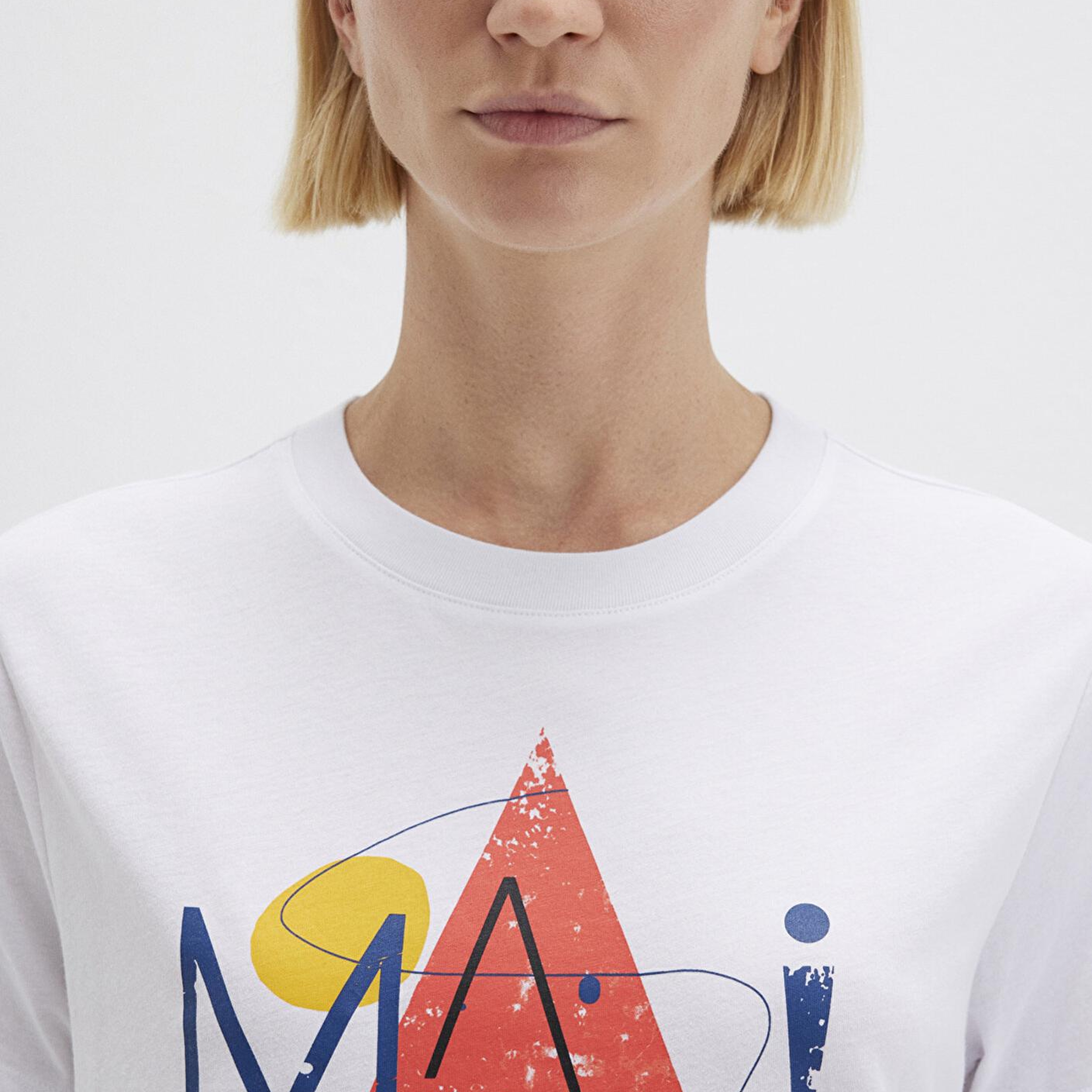 Mavi Üçgen Baskılı Beyaz İstanbul Tişört Regular Fit / Normal Kesim 168892-620