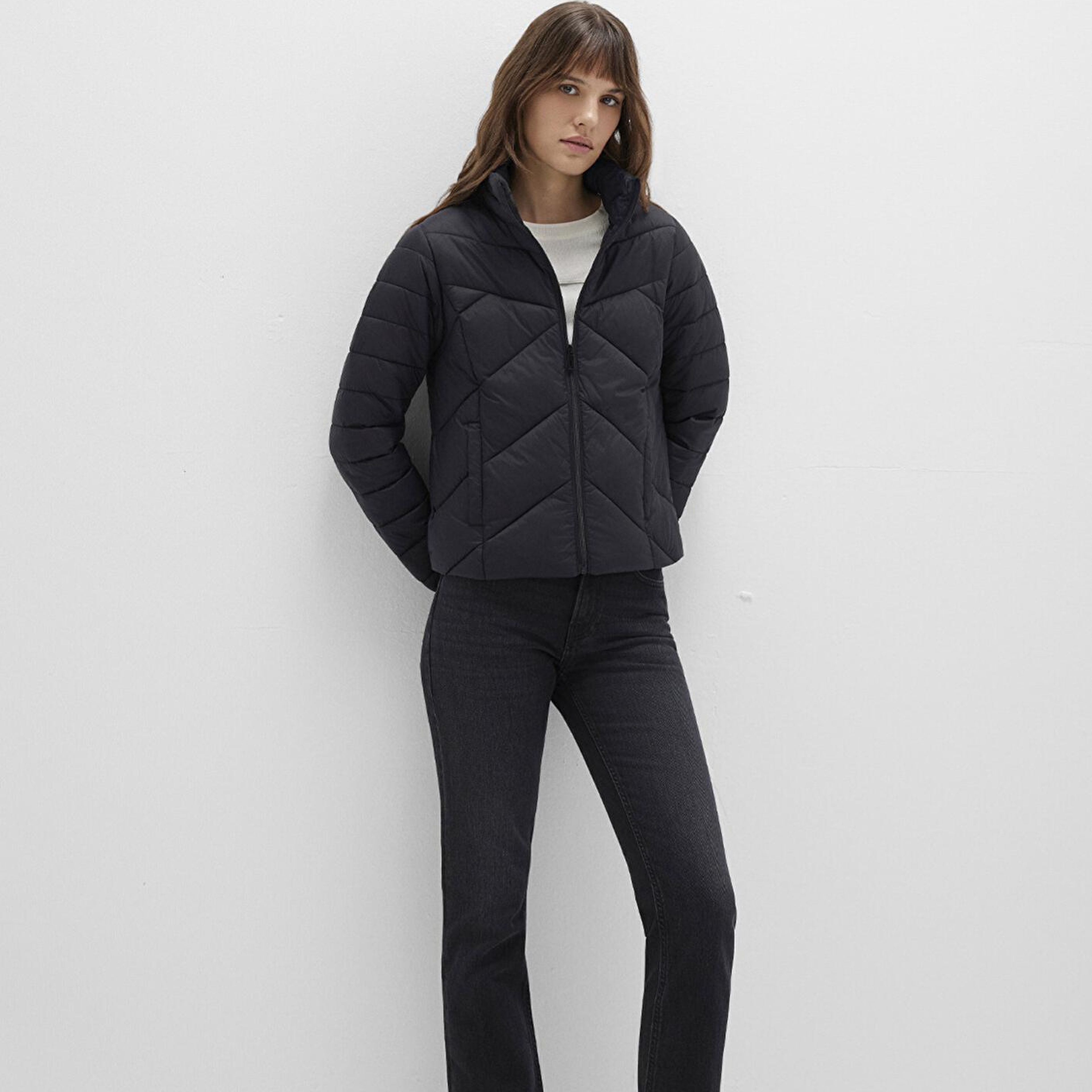 Mavi Su İtici Dik Yaka Siyah Şişme Mont 110698-900