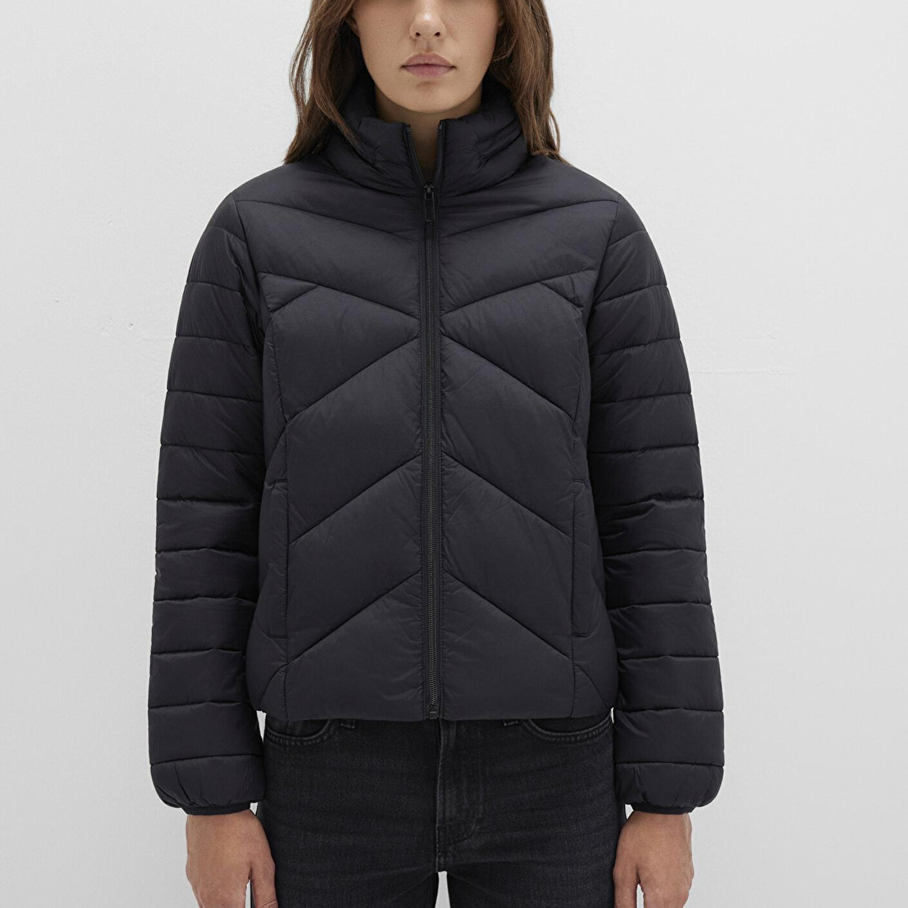 Mavi Su İtici Dik Yaka Siyah Şişme Mont 110698-900