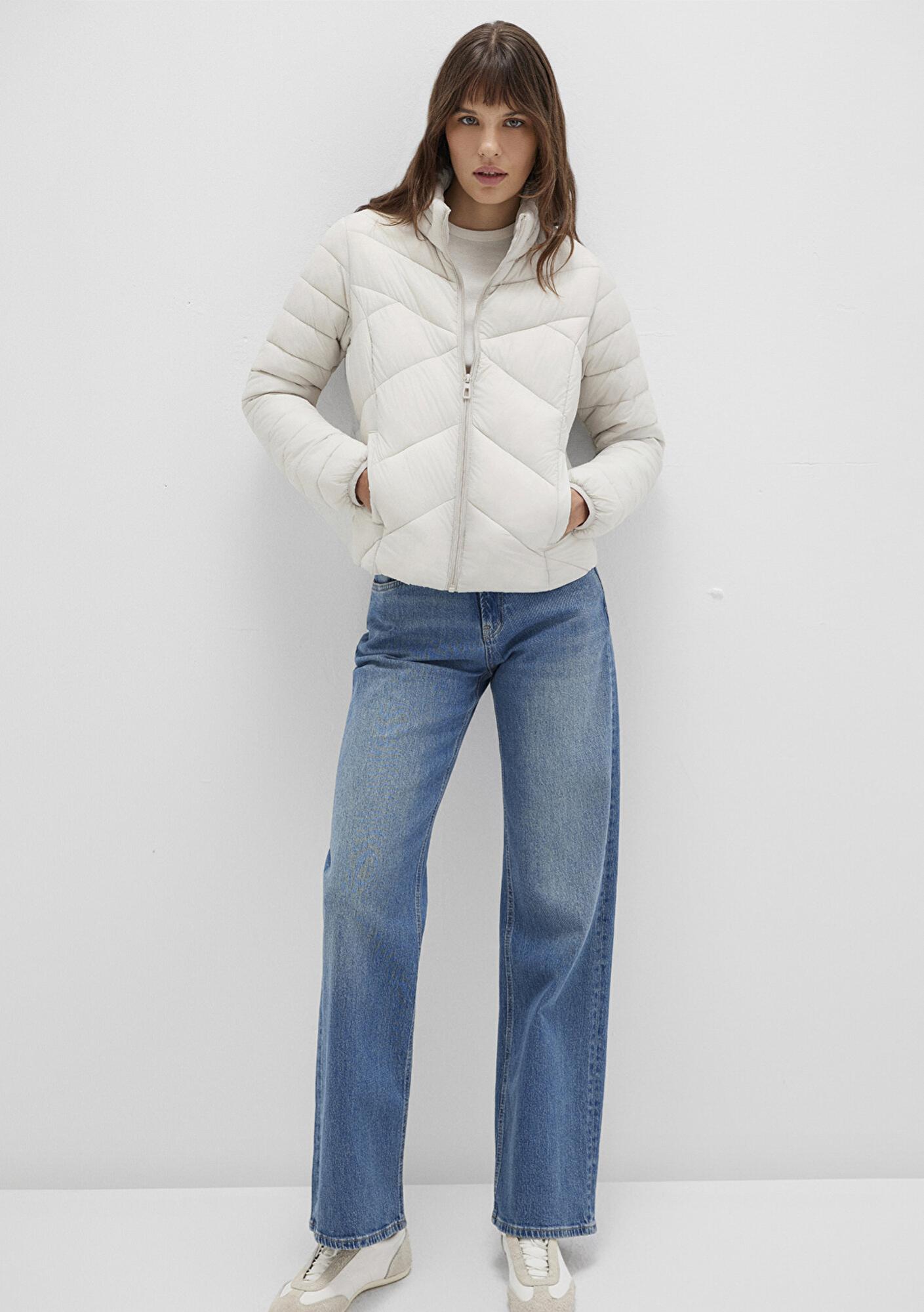 Mavi Su İtici Dik Yaka Ekru Şişme Mont 110698-27105