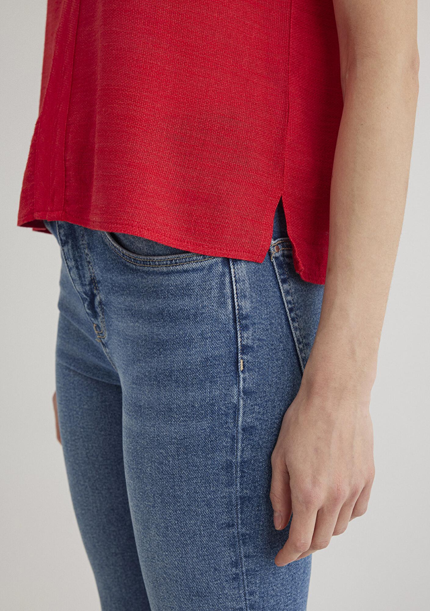 Mavi V Yaka Kırmızı Bluz 122504-30648