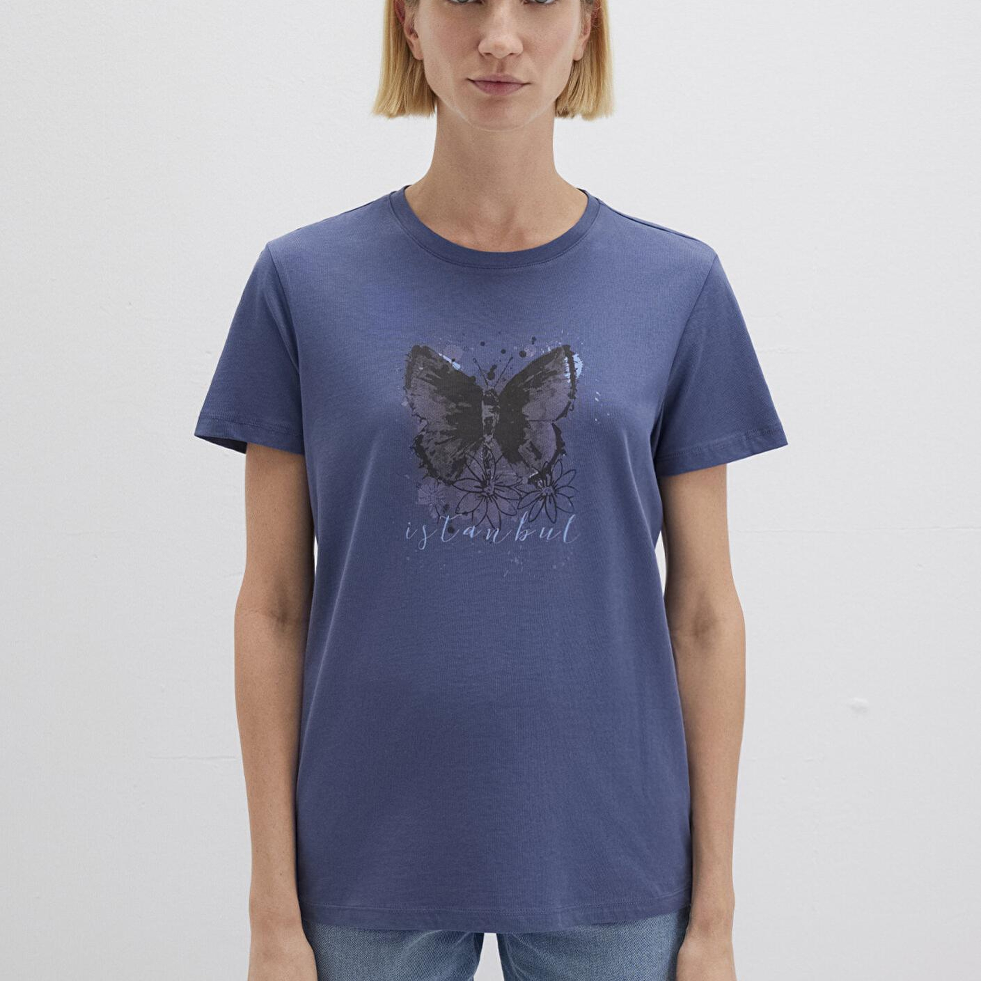 Mavi Kelebek Baskılı Lacivert İstanbul Tişört Regular Fit / Normal Kesim 168571-30233