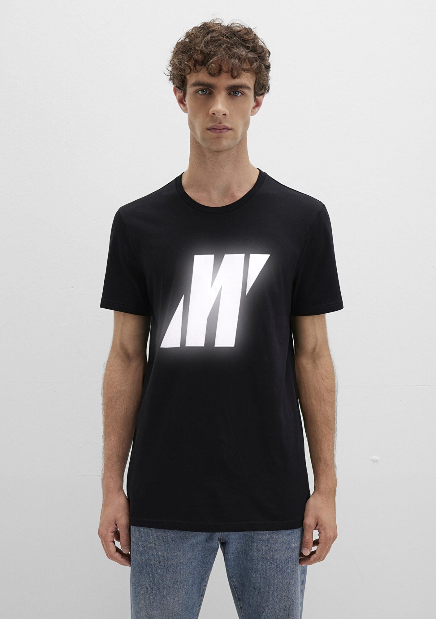 Mavi Mavi Pro Reflektör Logo Baskılı Siyah Tişört Slim Fit / Dar Kesim 066000-900