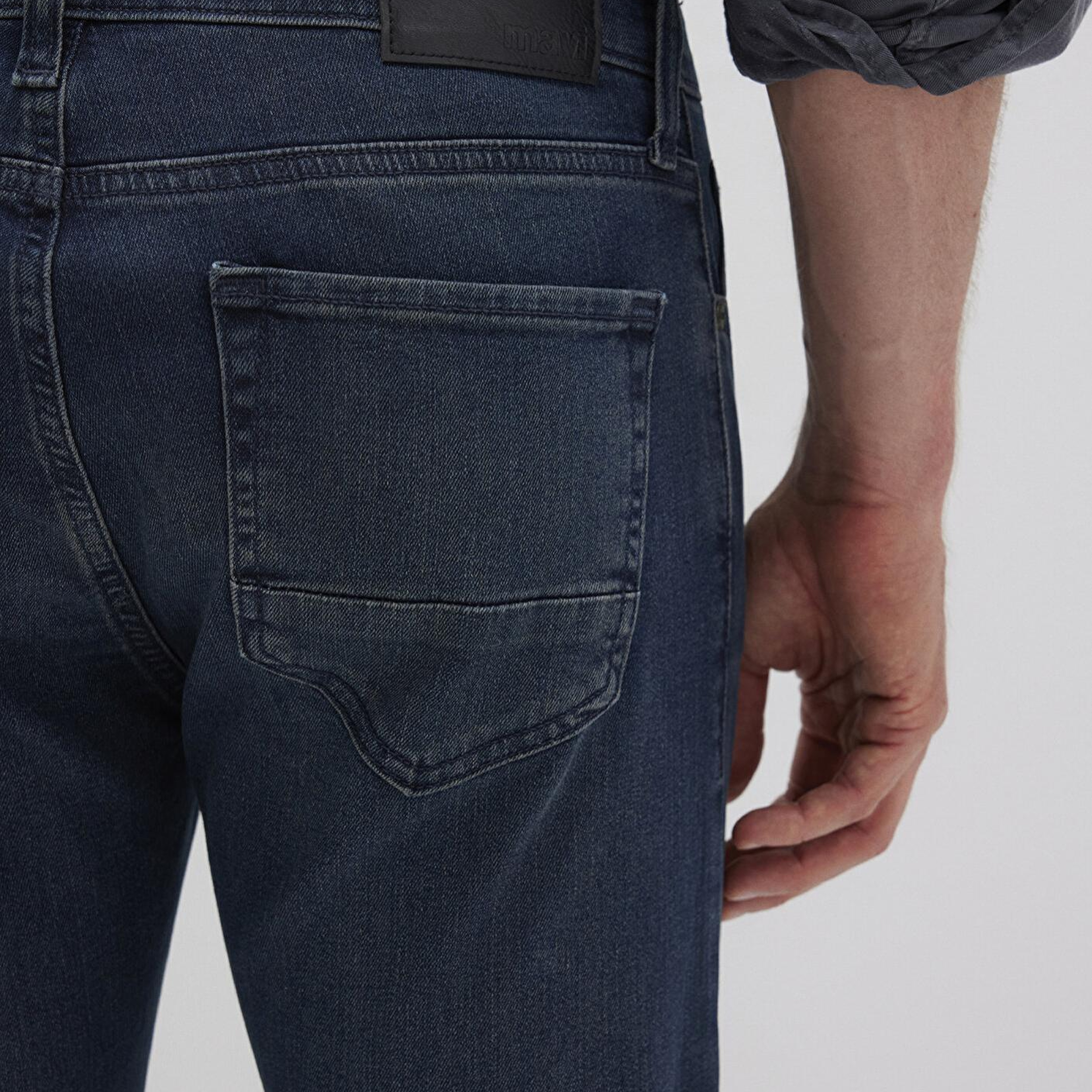 Mavi Jake Koyu Mavi Comfort Jean Pantolon 8842229786