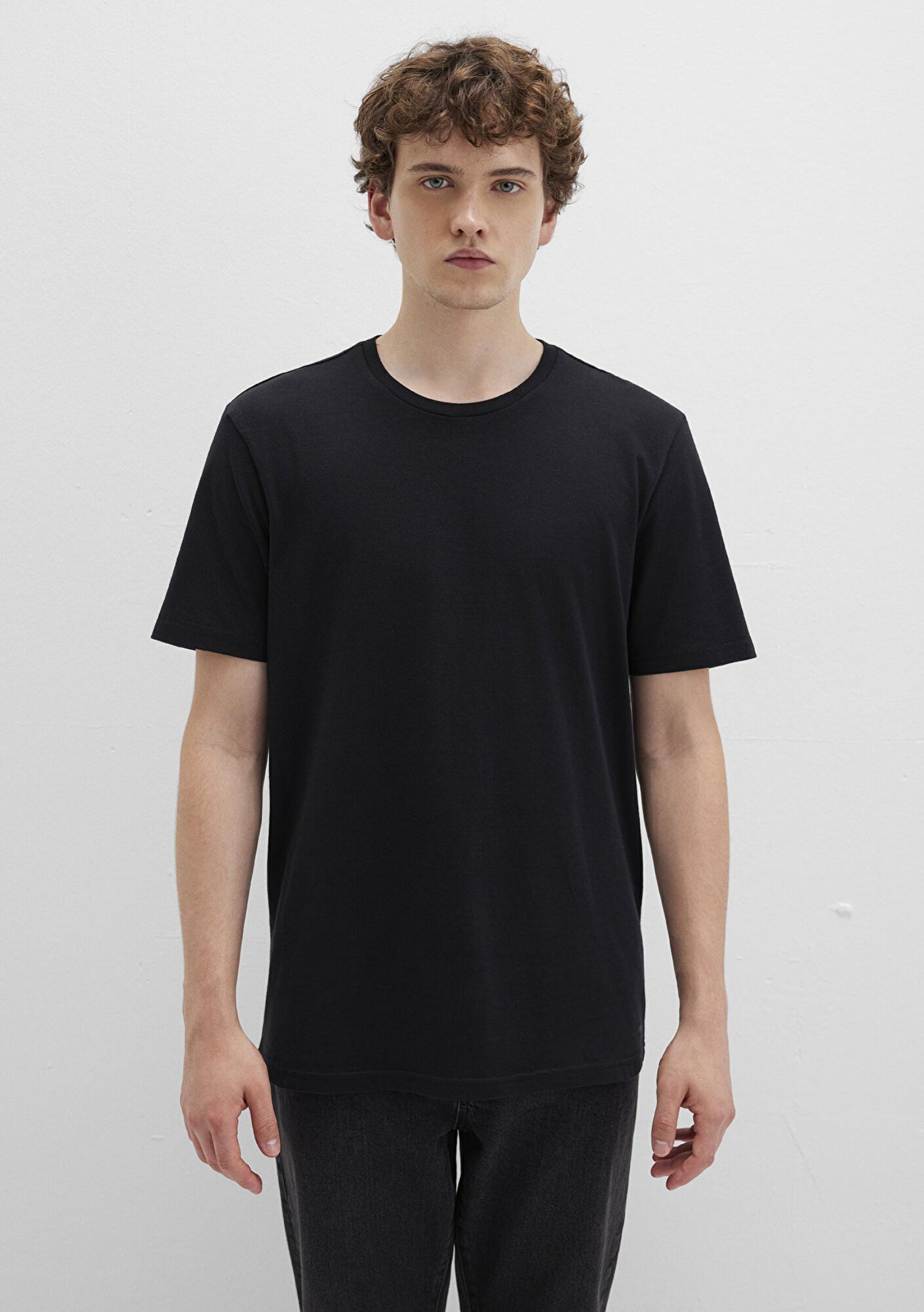 Mavi Siyah Basic Tişört Slim Fit / Dar Kesim 065574-900