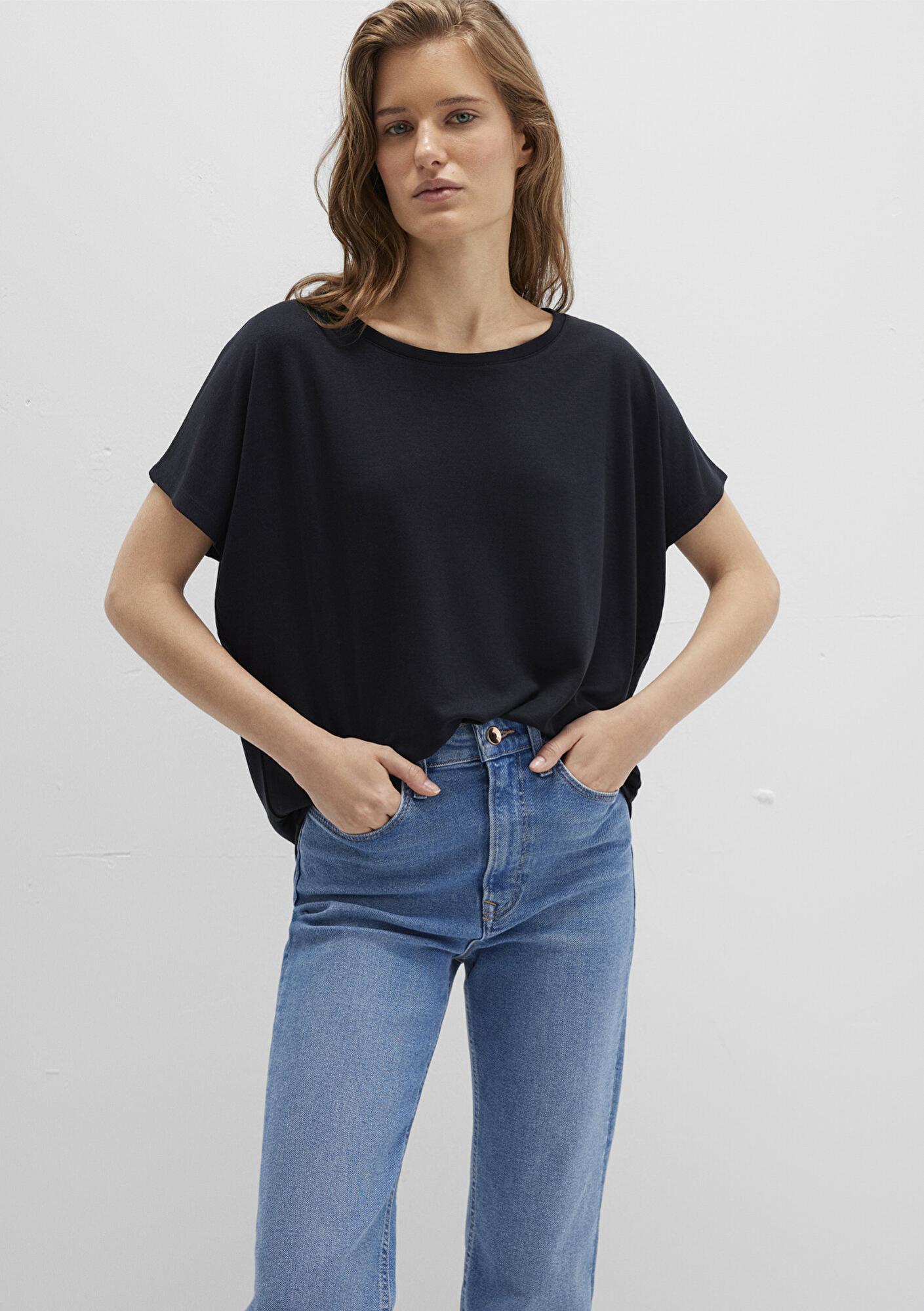 Mavi Lux Touch (TENCEL™) Modal Siyah Basic Tişört Loose Fit / Bol Rahat Kesim 167245-900