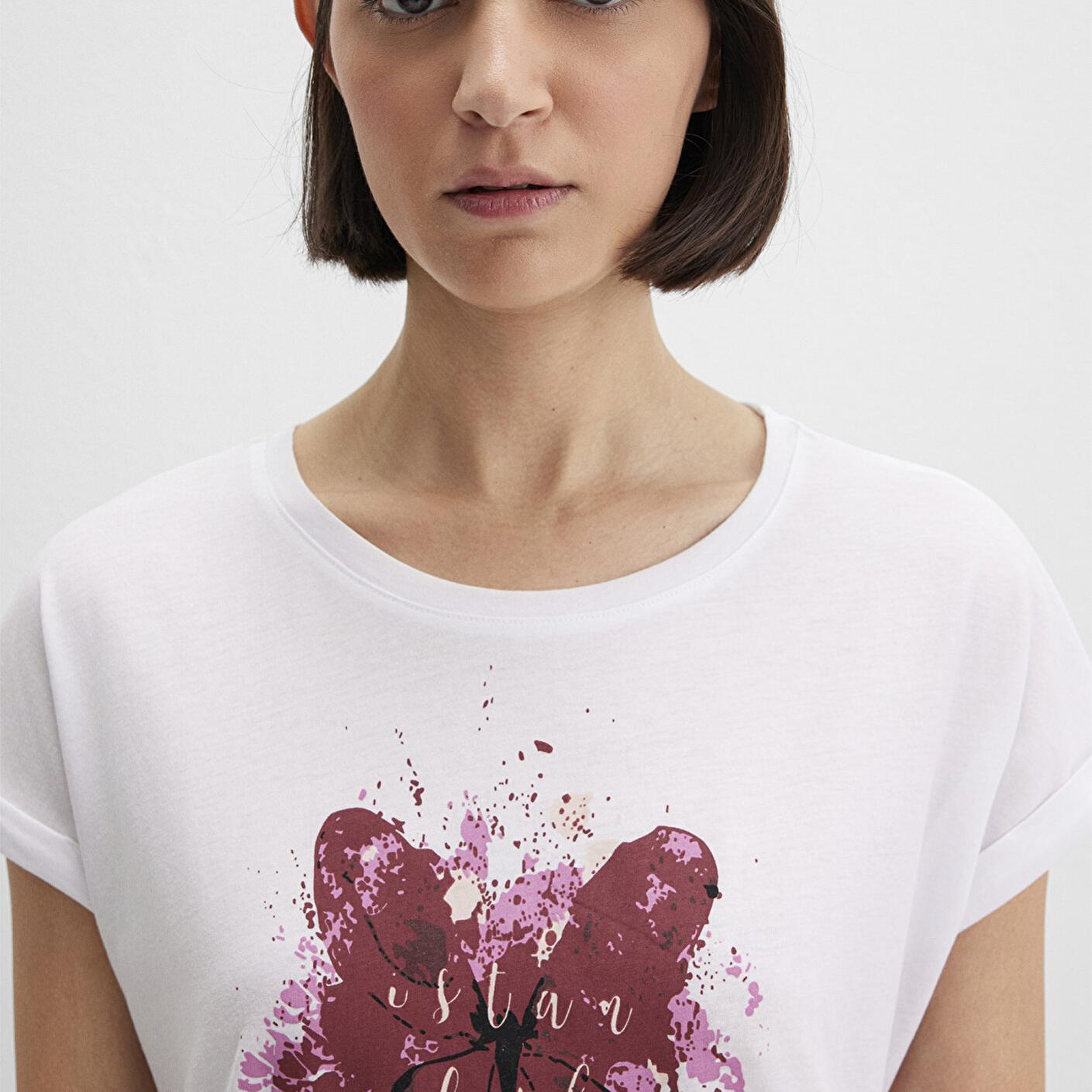 Mavi Kelebek Baskılı Beyaz İstanbul Tişört Regular Fit / Normal Kesim 167576-620